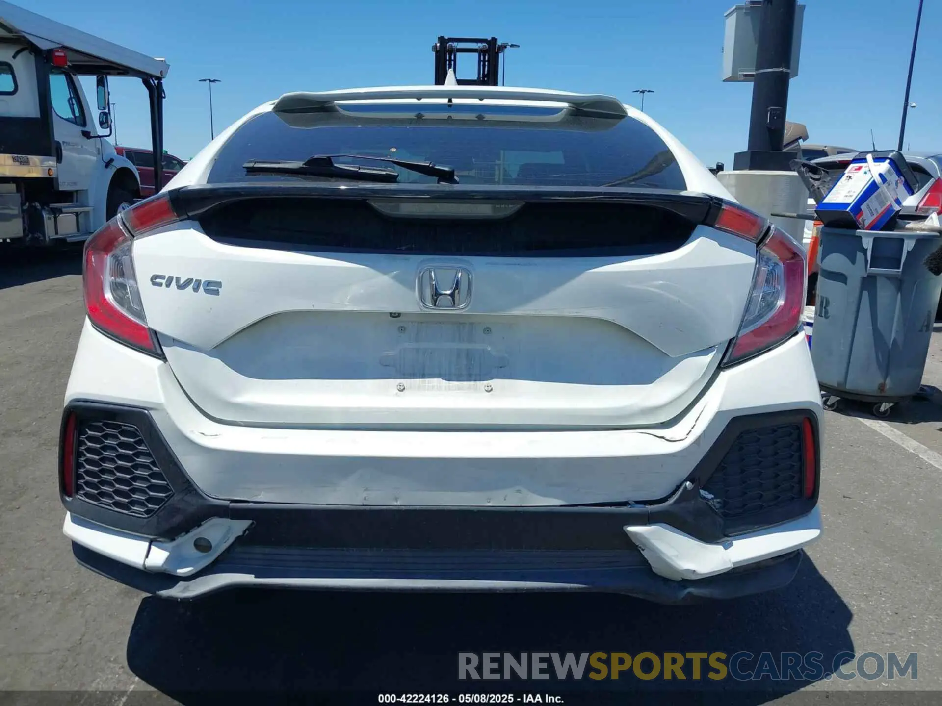 16 Photograph of a damaged car SHHFK7H85KU405751 HONDA CIVIC 2019