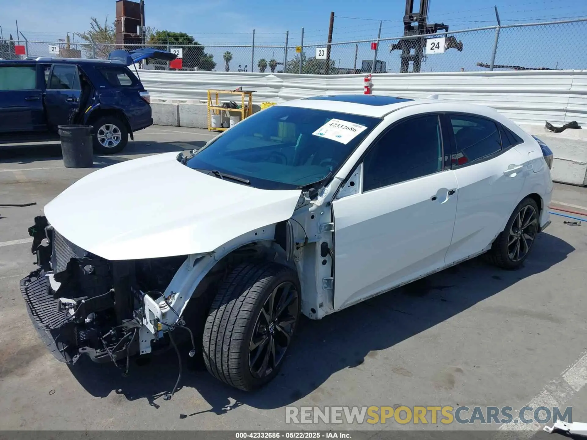 2 Photograph of a damaged car SHHFK7H93KU404445 HONDA CIVIC 2019