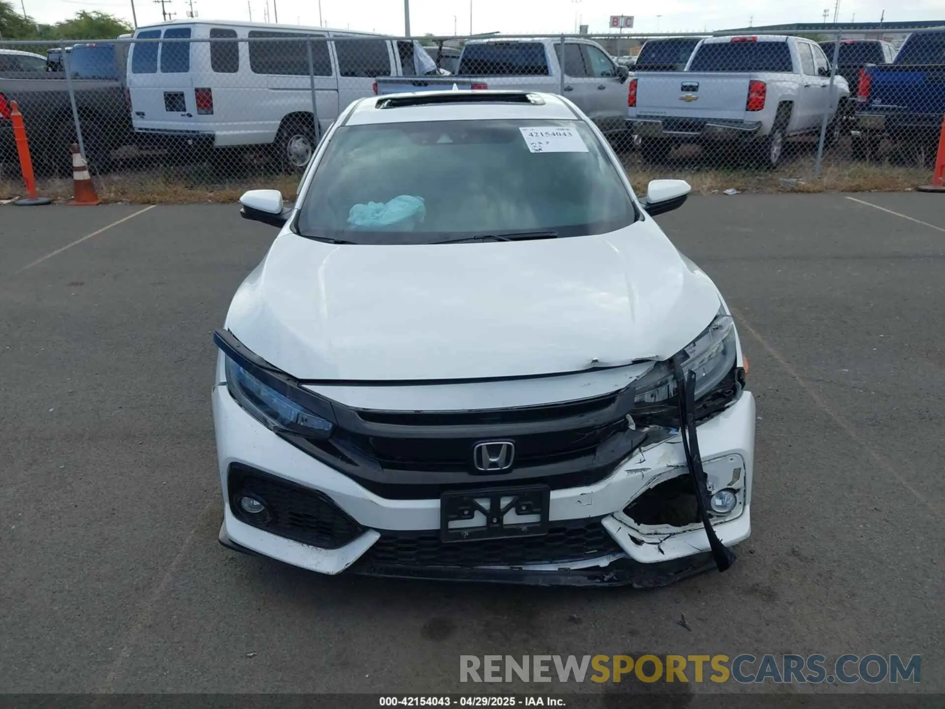 11 Photograph of a damaged car SHHFK7H94KU415678 HONDA CIVIC 2019