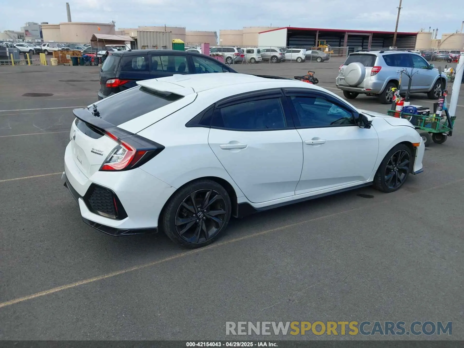 4 Photograph of a damaged car SHHFK7H94KU415678 HONDA CIVIC 2019