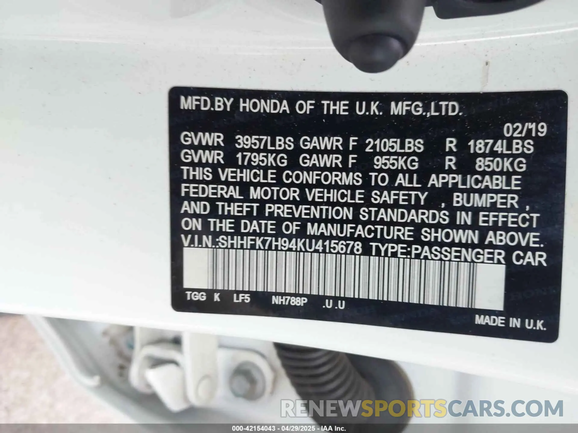 9 Photograph of a damaged car SHHFK7H94KU415678 HONDA CIVIC 2019