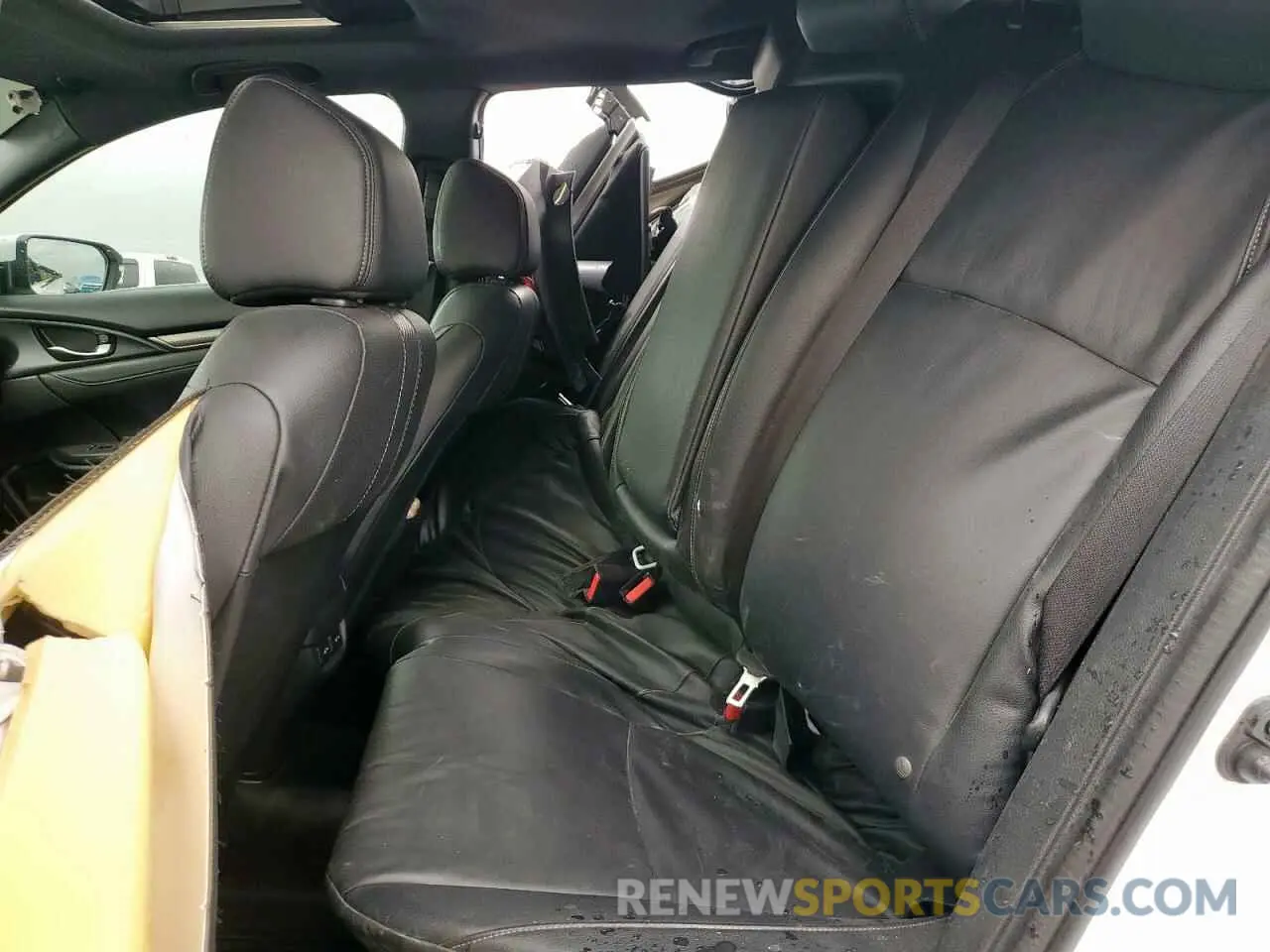 10 Photograph of a damaged car SHHFK7H95KU221631 HONDA CIVIC 2019