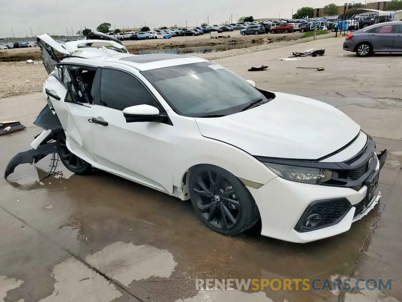4 Photograph of a damaged car SHHFK7H95KU221631 HONDA CIVIC 2019