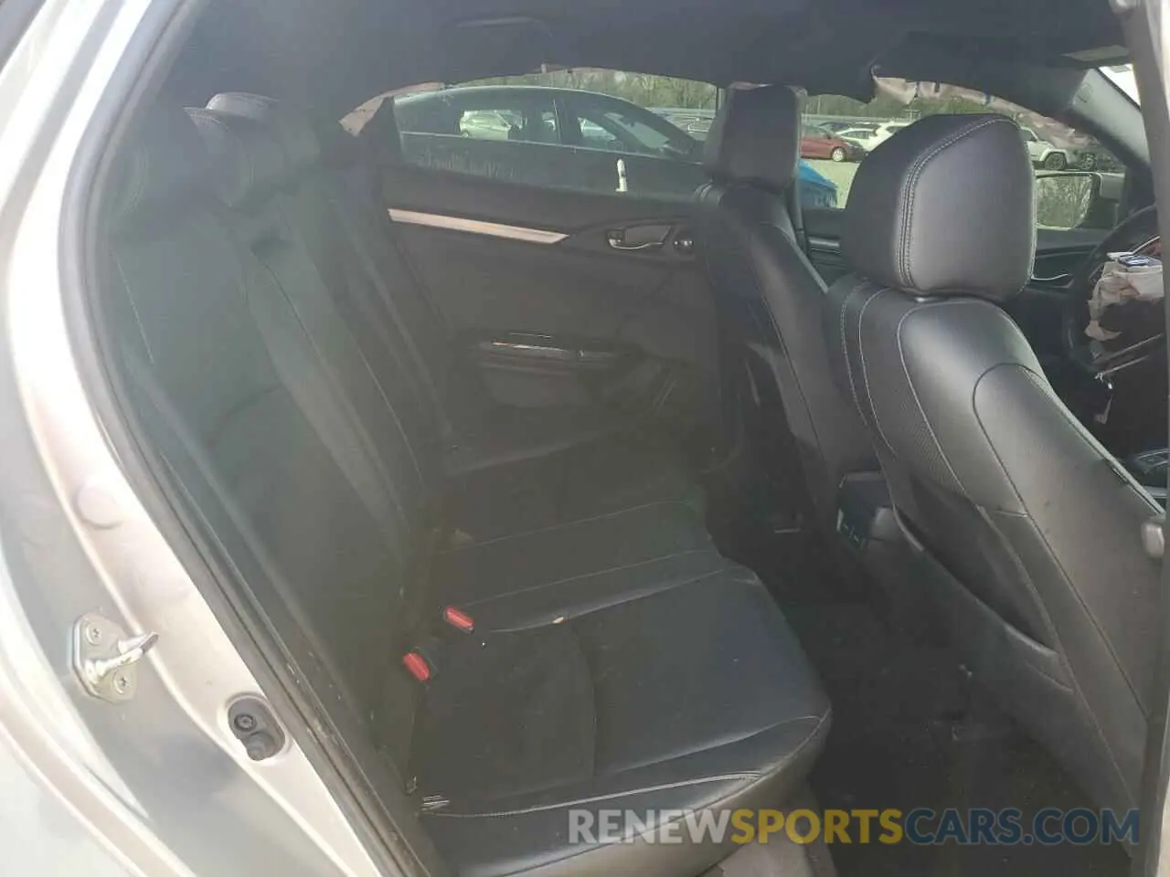 10 Photograph of a damaged car SHHFK7H96KU223923 HONDA CIVIC 2019