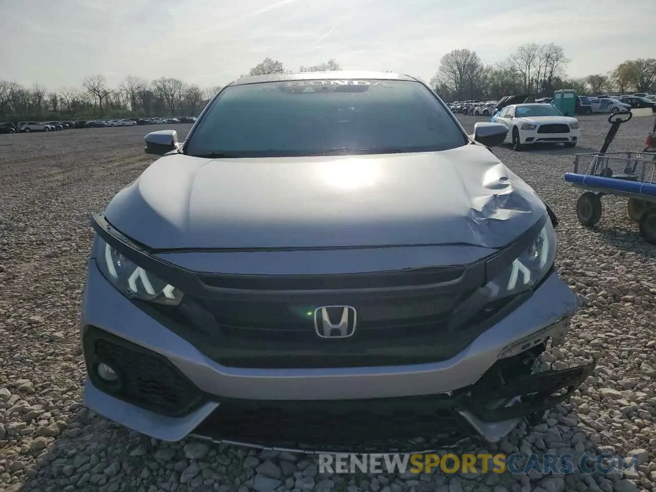5 Photograph of a damaged car SHHFK7H96KU223923 HONDA CIVIC 2019