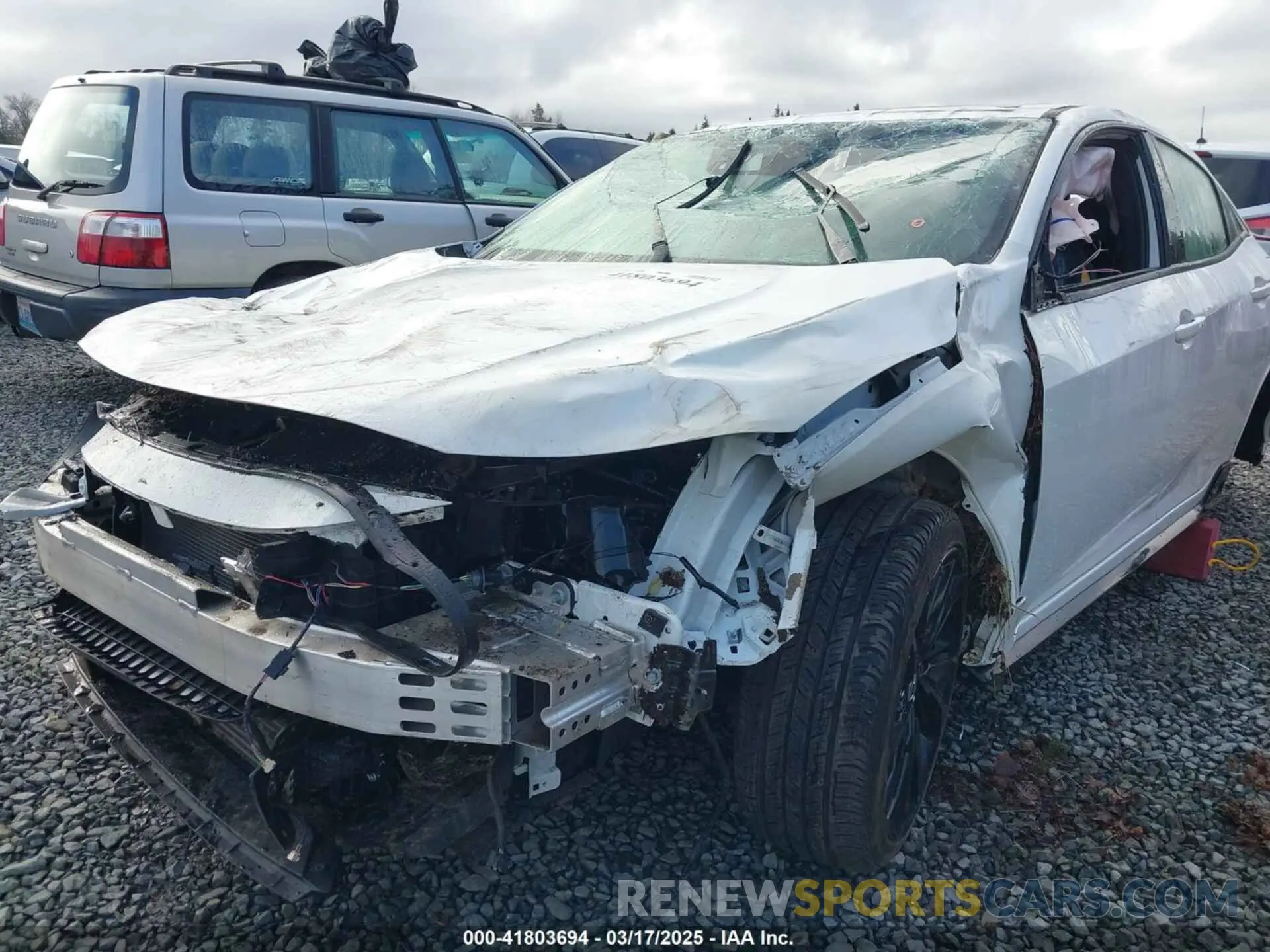 6 Photograph of a damaged car SHHFK7H98KU408264 HONDA CIVIC 2019