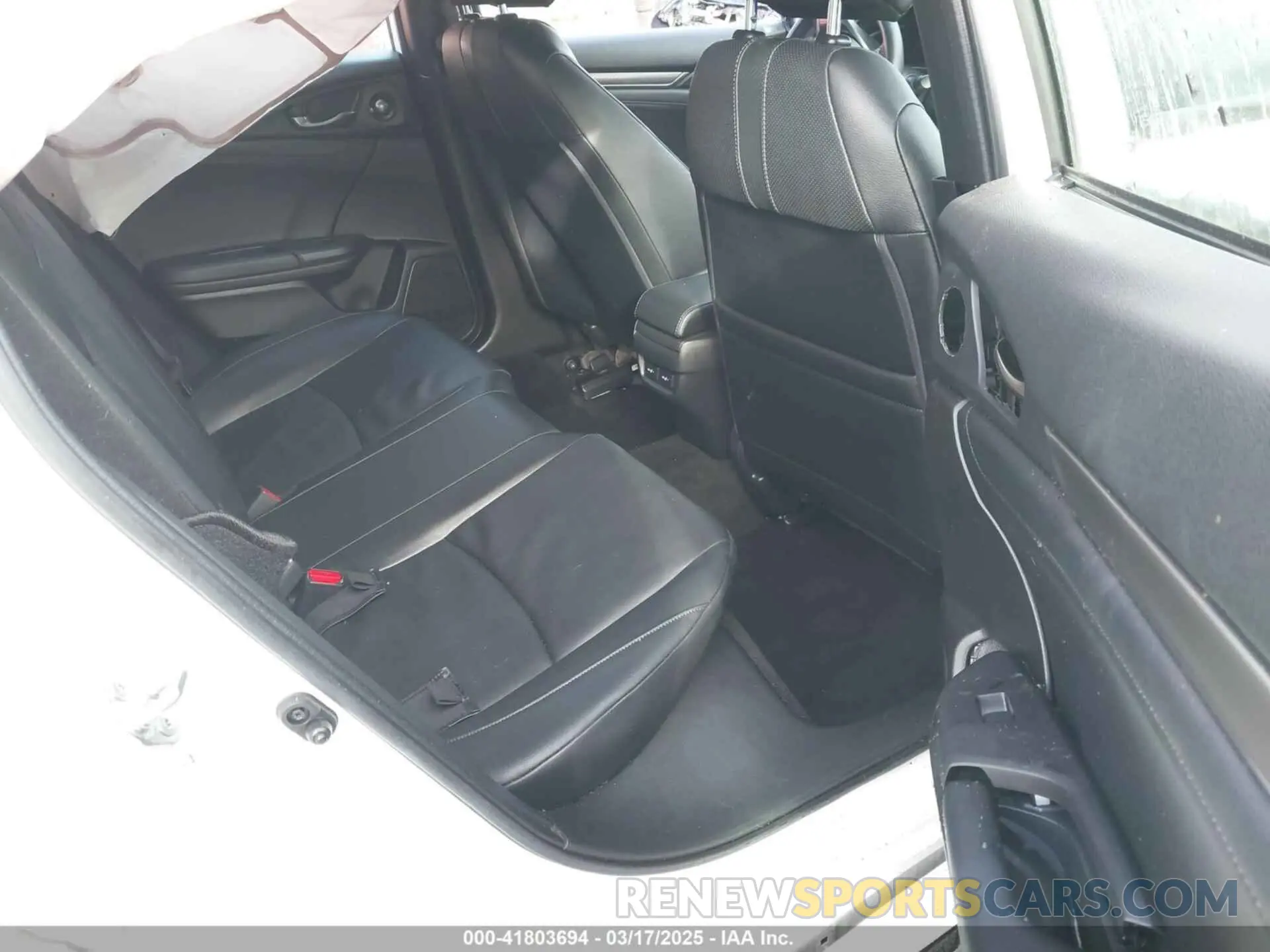 8 Photograph of a damaged car SHHFK7H98KU408264 HONDA CIVIC 2019