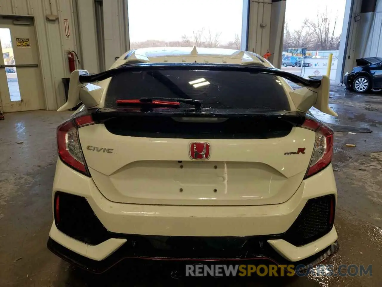 6 Photograph of a damaged car SHHFK8G74KU201246 HONDA CIVIC 2019