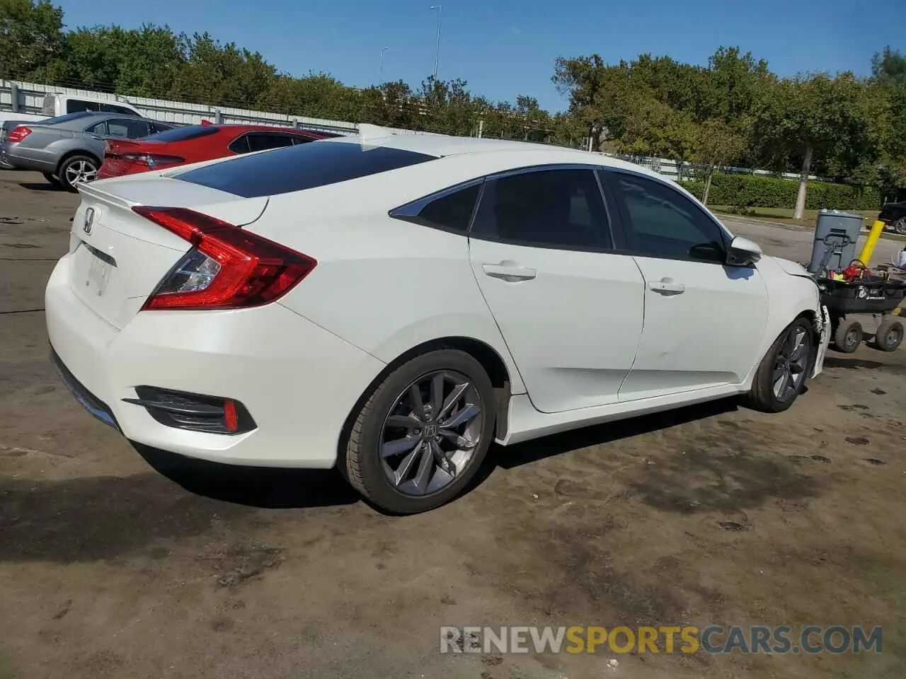 3 Photograph of a damaged car 19XFC1F30LE009284 HONDA CIVIC 2020