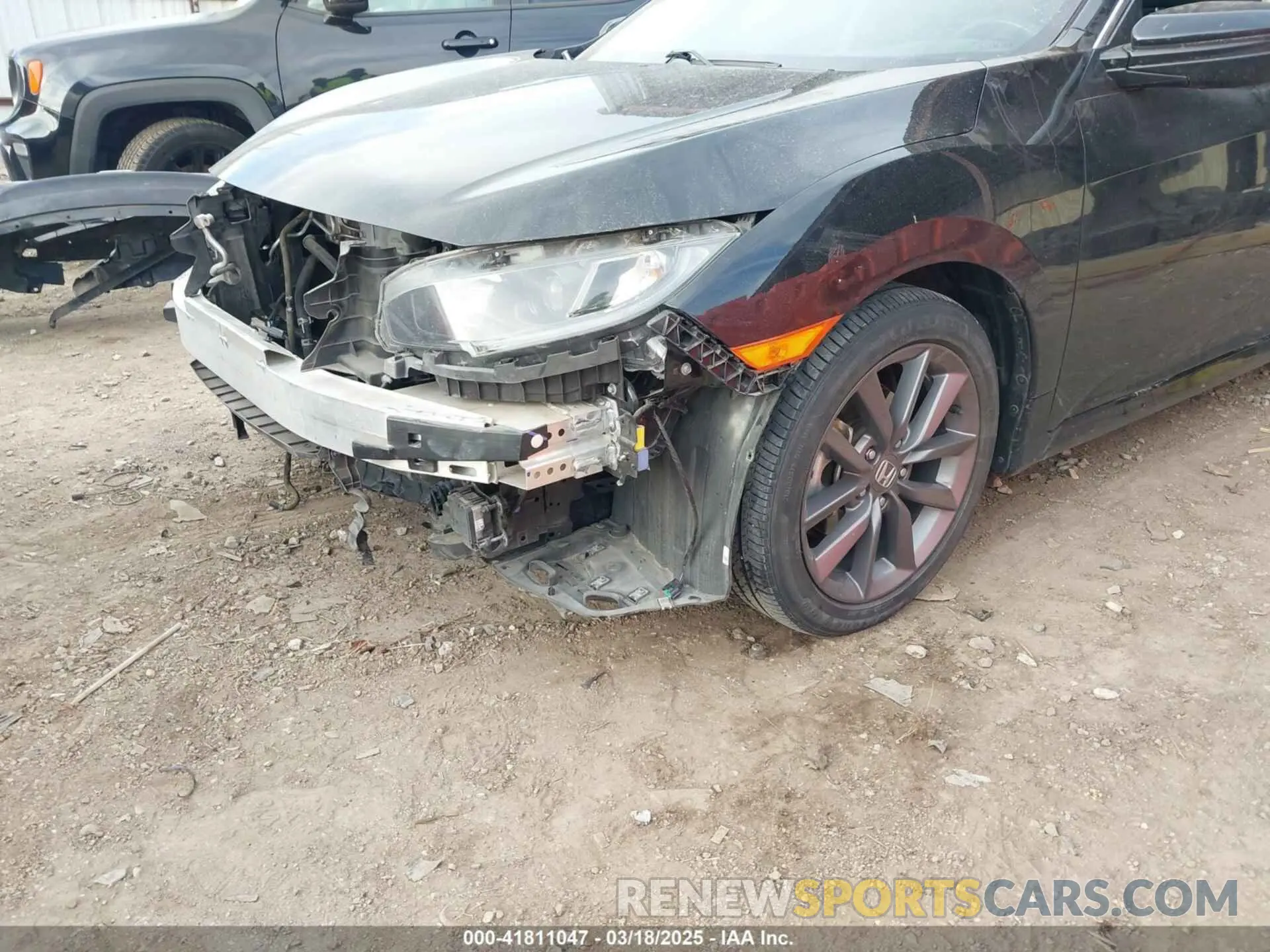 18 Photograph of a damaged car 19XFC1F30LE016736 HONDA CIVIC 2020