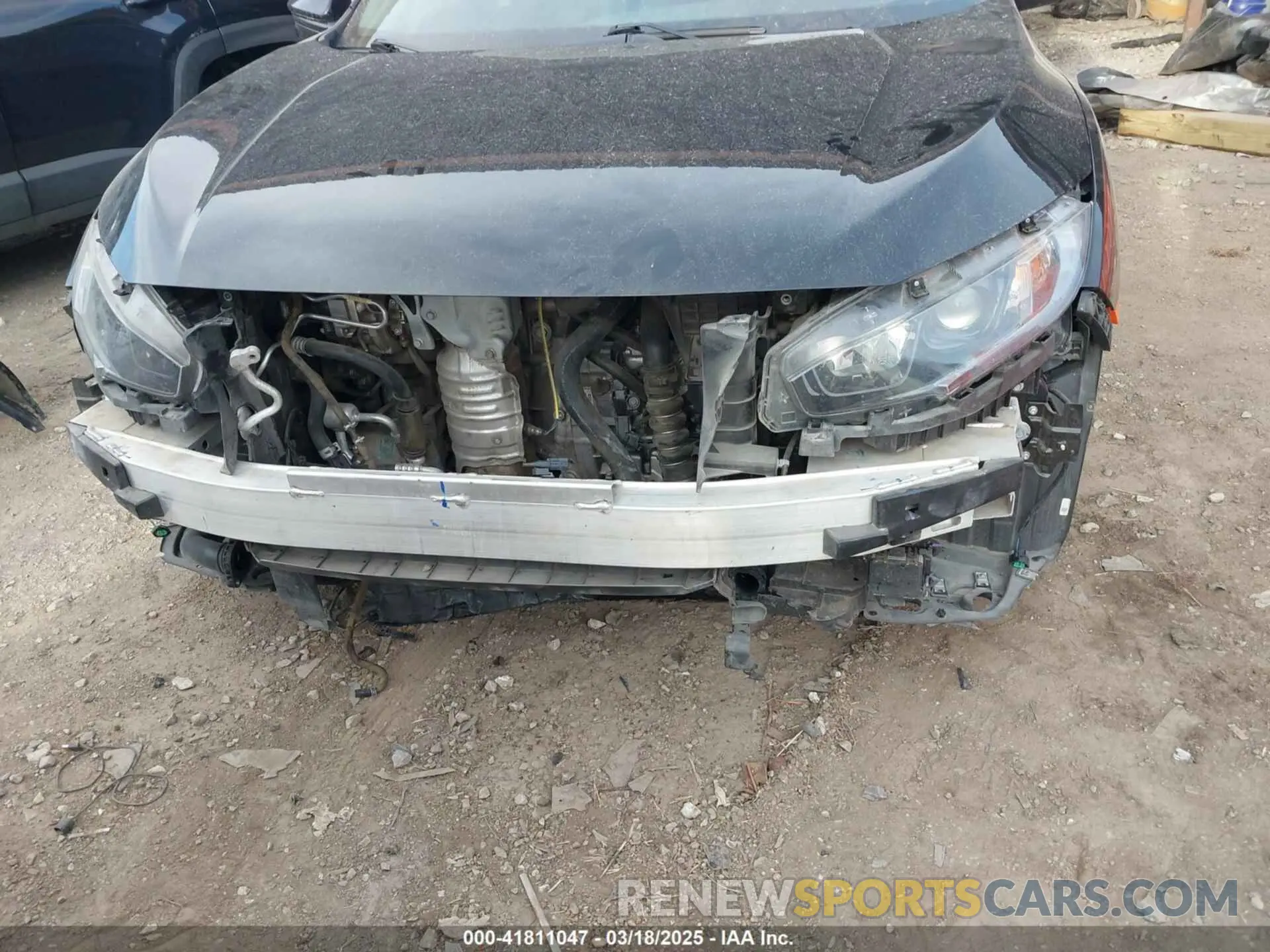 6 Photograph of a damaged car 19XFC1F30LE016736 HONDA CIVIC 2020