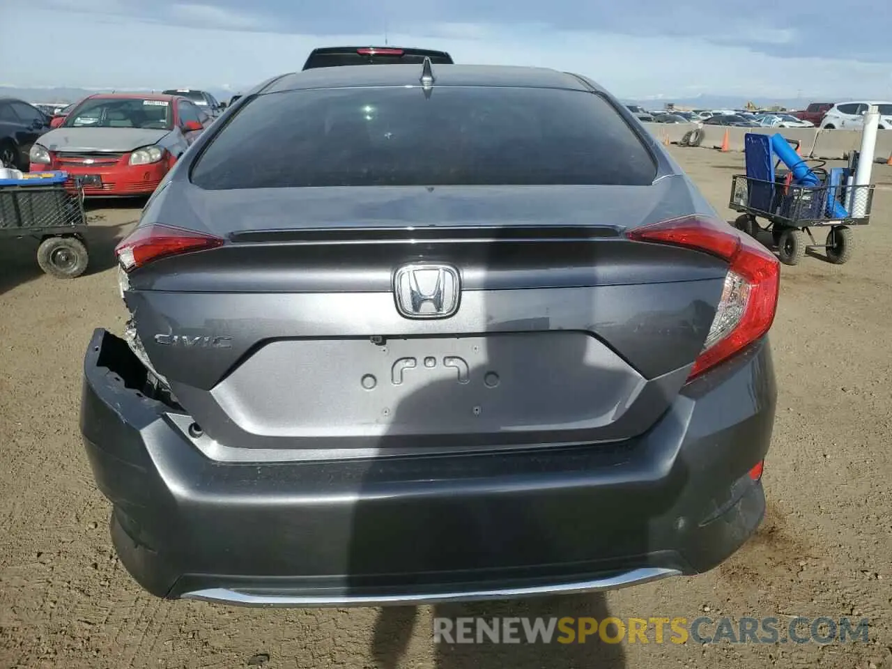 6 Photograph of a damaged car 19XFC1F30LE211784 HONDA CIVIC 2020