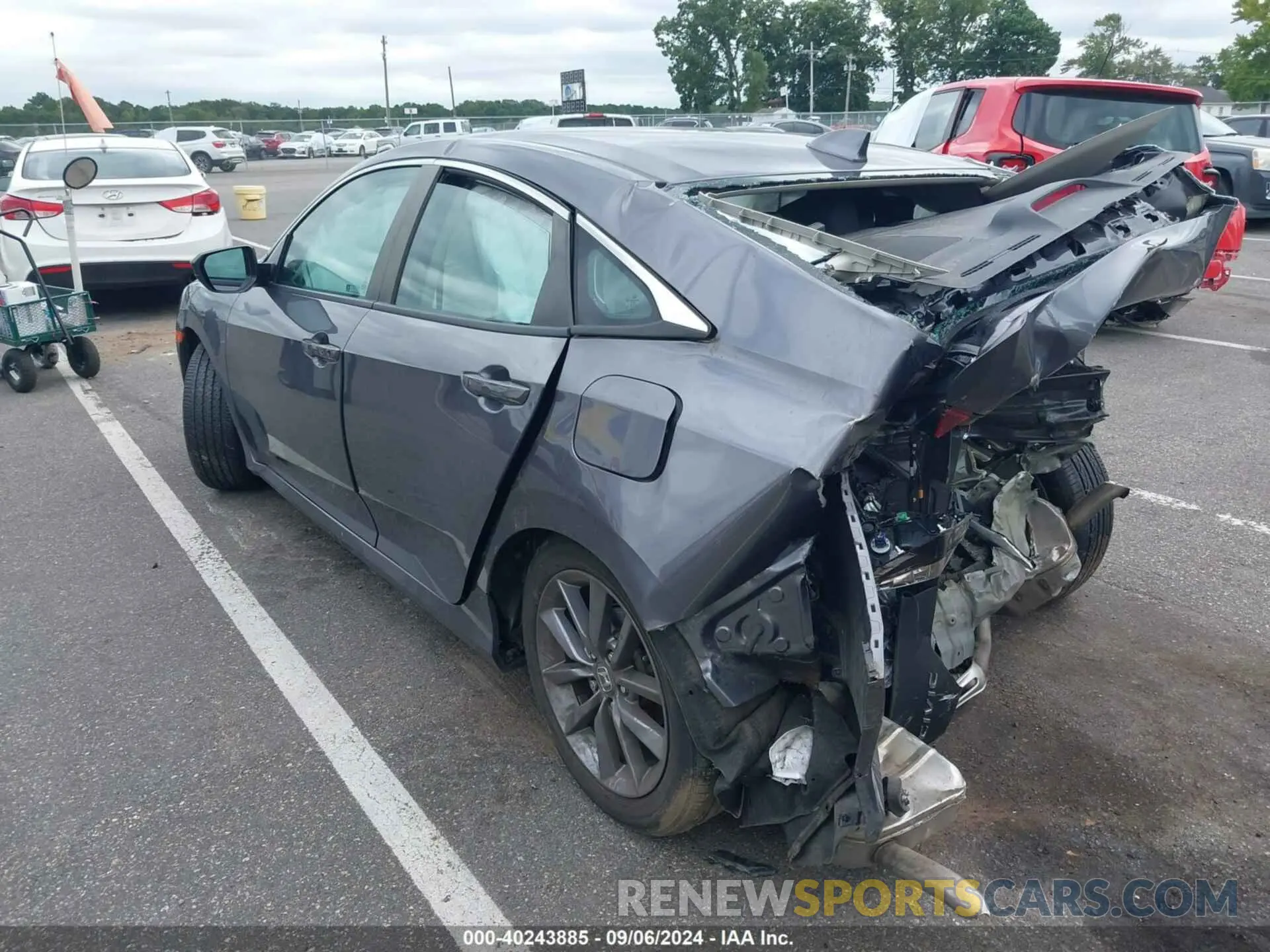 3 Photograph of a damaged car 19XFC1F30LE214457 HONDA CIVIC 2020