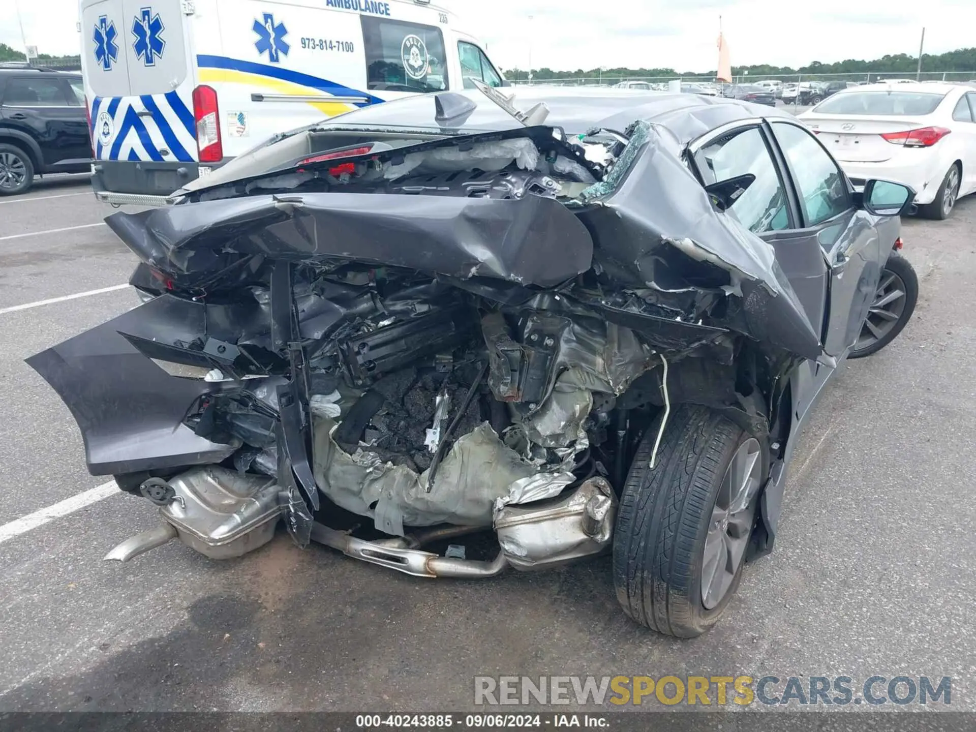 6 Photograph of a damaged car 19XFC1F30LE214457 HONDA CIVIC 2020