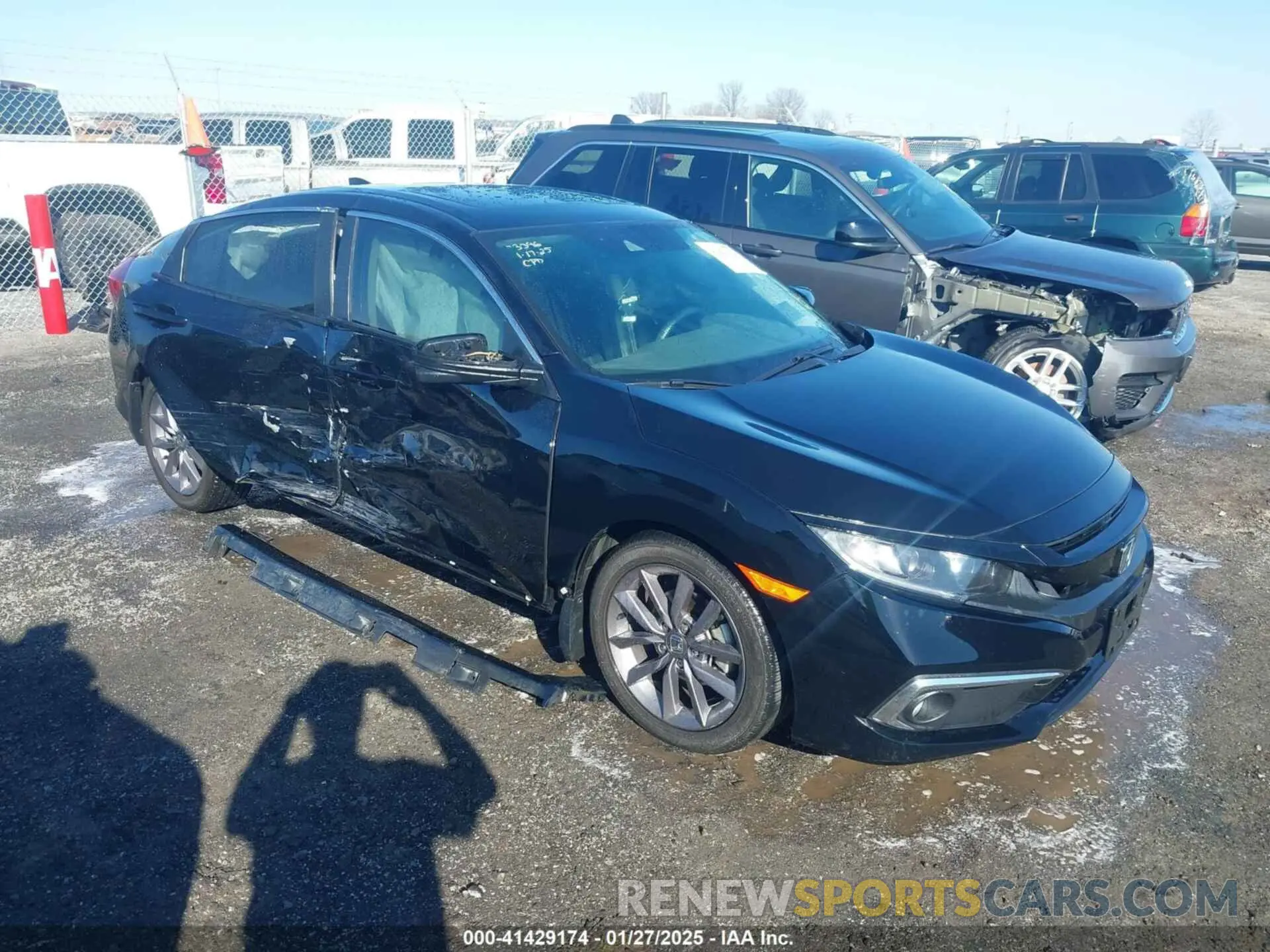1 Photograph of a damaged car 19XFC1F31LE021167 HONDA CIVIC 2020