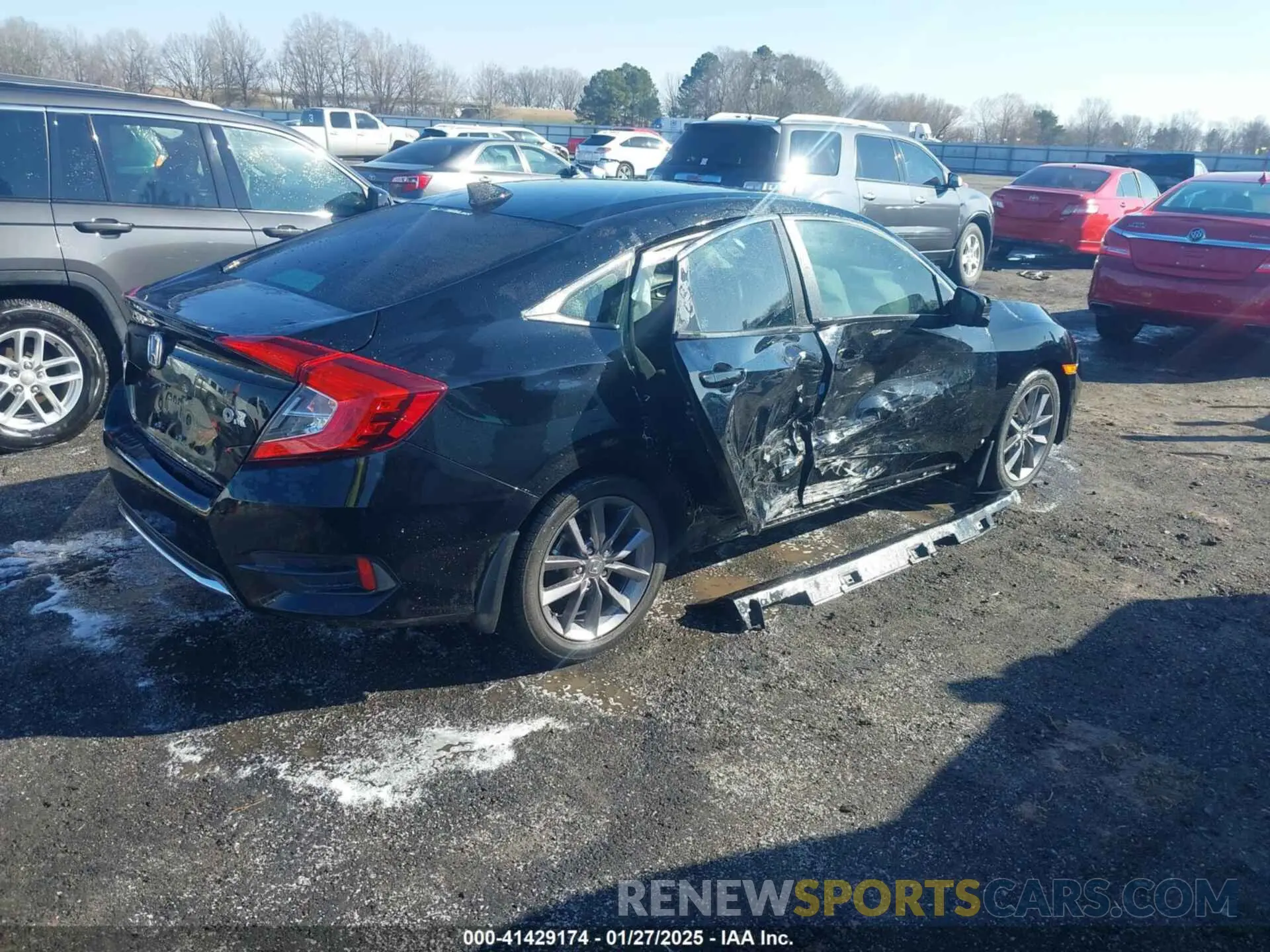 4 Photograph of a damaged car 19XFC1F31LE021167 HONDA CIVIC 2020