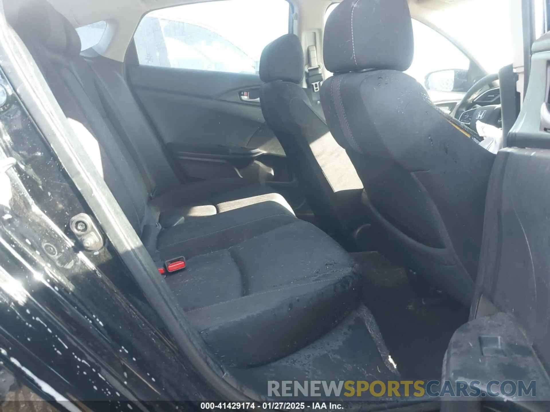 8 Photograph of a damaged car 19XFC1F31LE021167 HONDA CIVIC 2020