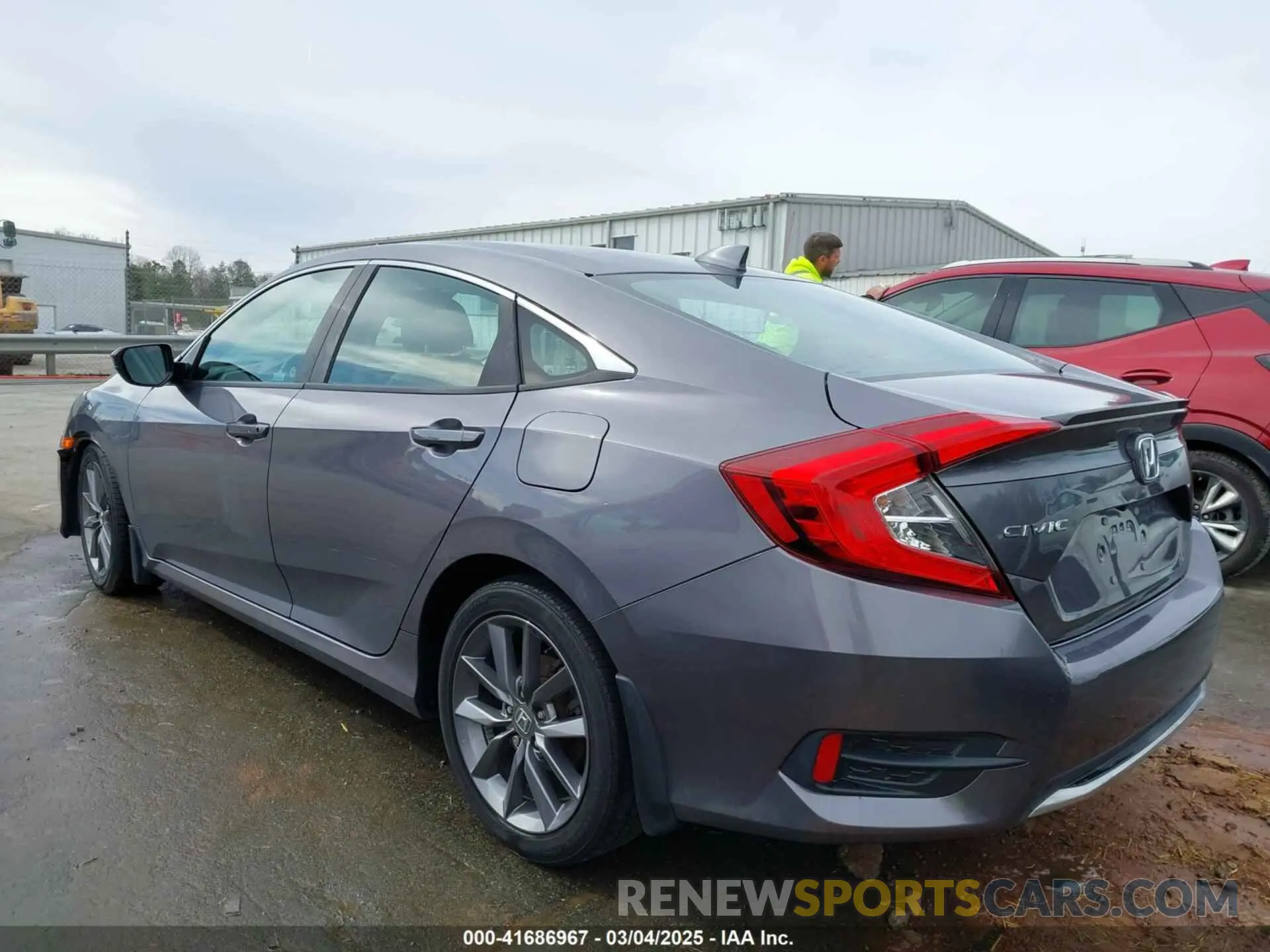 3 Photograph of a damaged car 19XFC1F31LE022755 HONDA CIVIC 2020