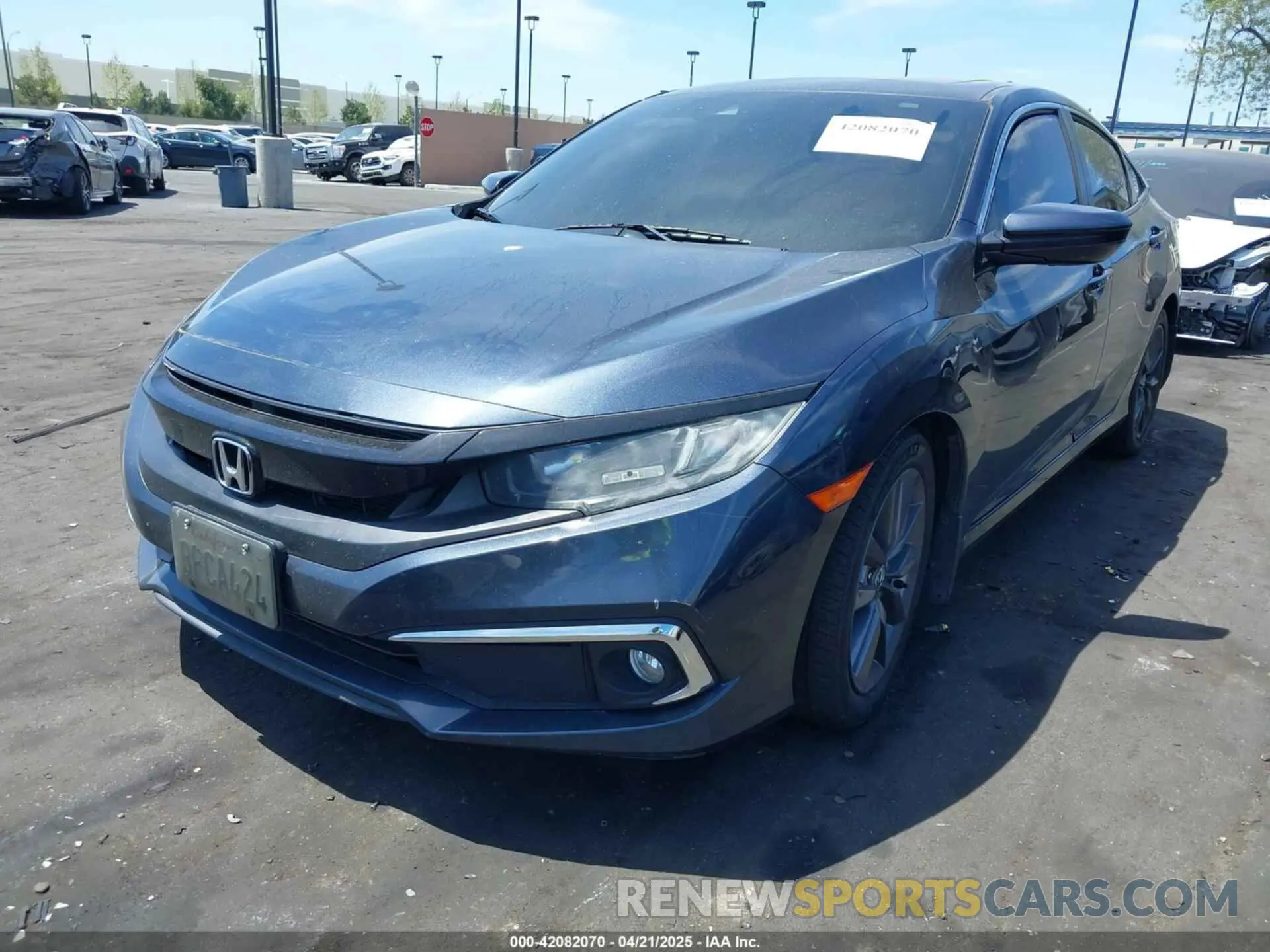 2 Photograph of a damaged car 19XFC1F31LE200275 HONDA CIVIC 2020