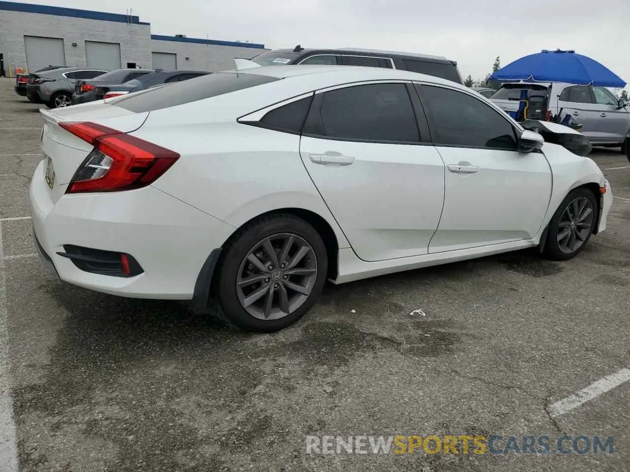 3 Photograph of a damaged car 19XFC1F31LE203564 HONDA CIVIC 2020