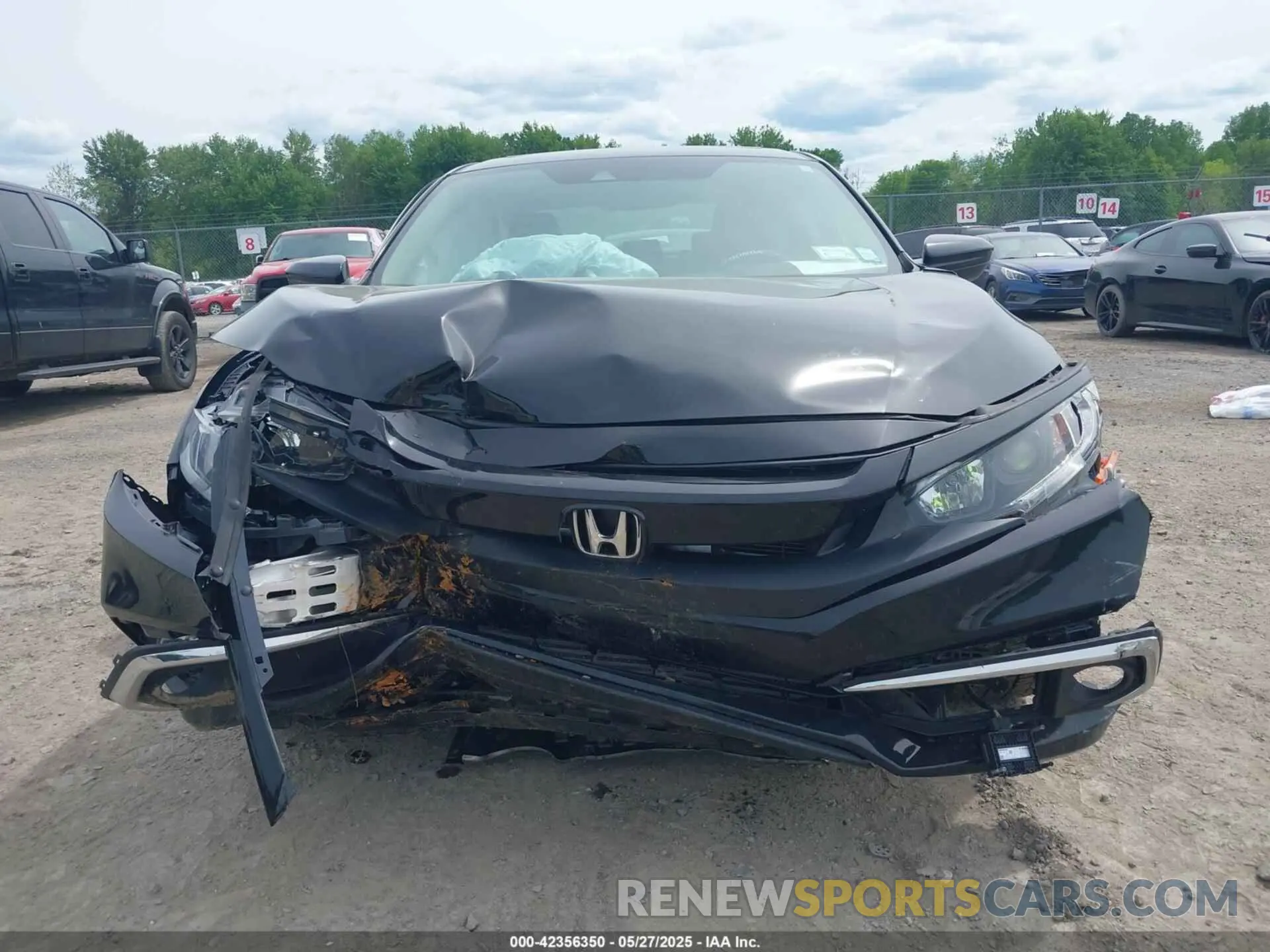 11 Photograph of a damaged car 19XFC1F31LE215911 HONDA CIVIC 2020