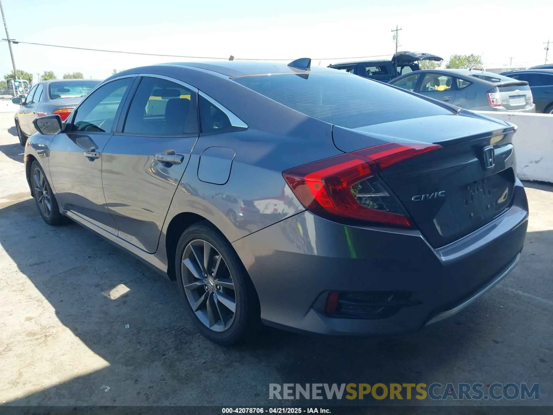 3 Photograph of a damaged car 19XFC1F31LE217786 HONDA CIVIC 2020