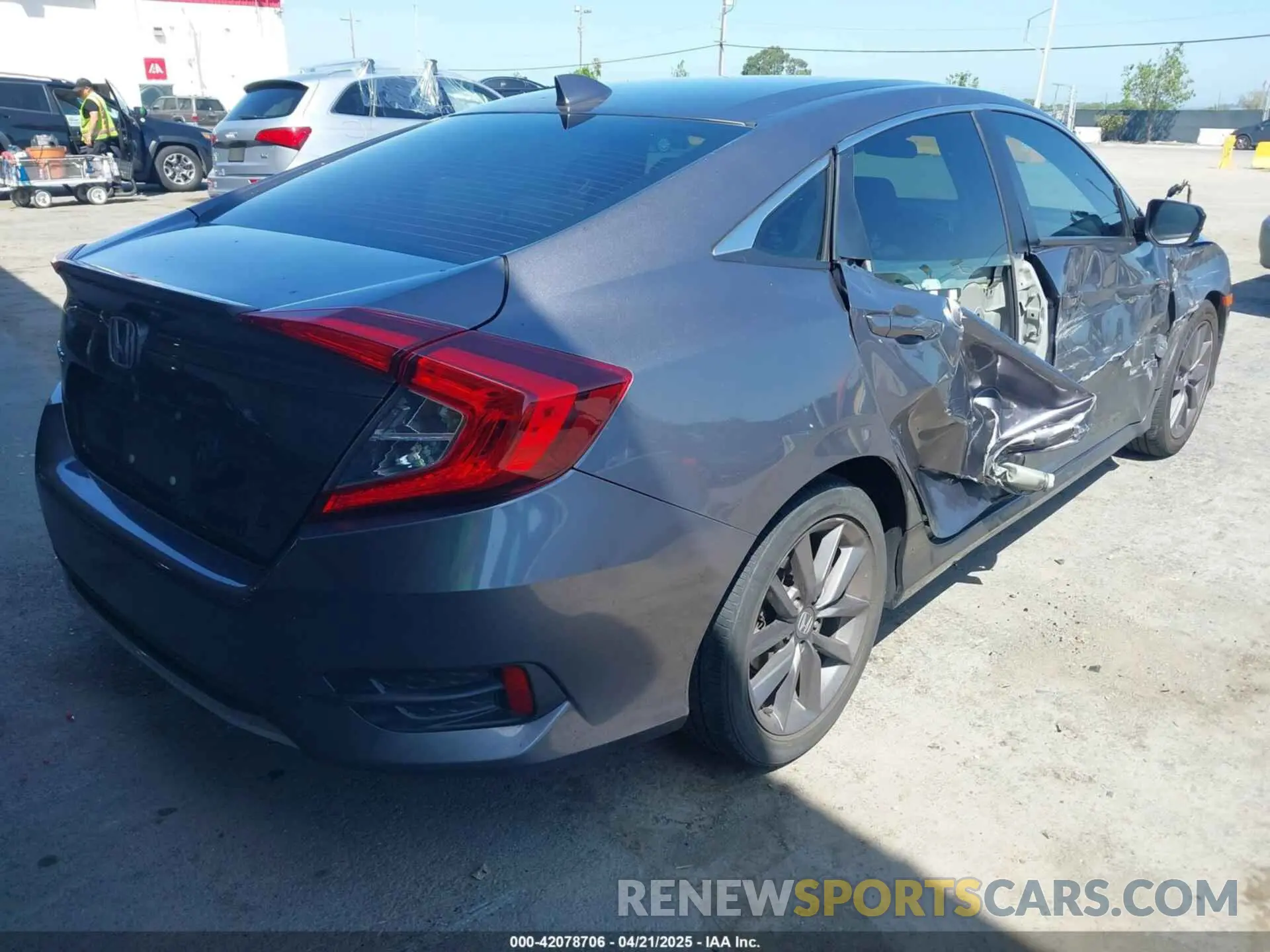 4 Photograph of a damaged car 19XFC1F31LE217786 HONDA CIVIC 2020