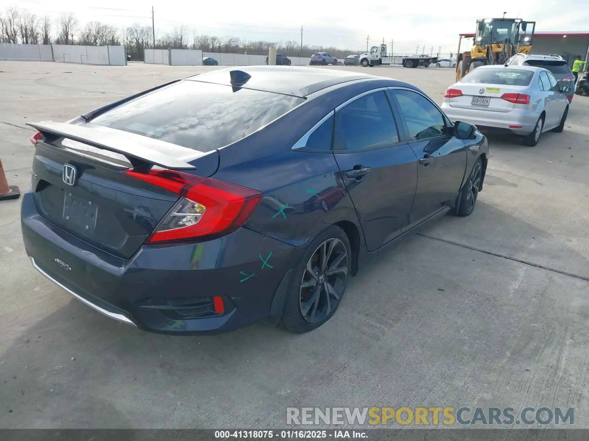 4 Photograph of a damaged car 19XFC1F32LE009853 HONDA CIVIC 2020