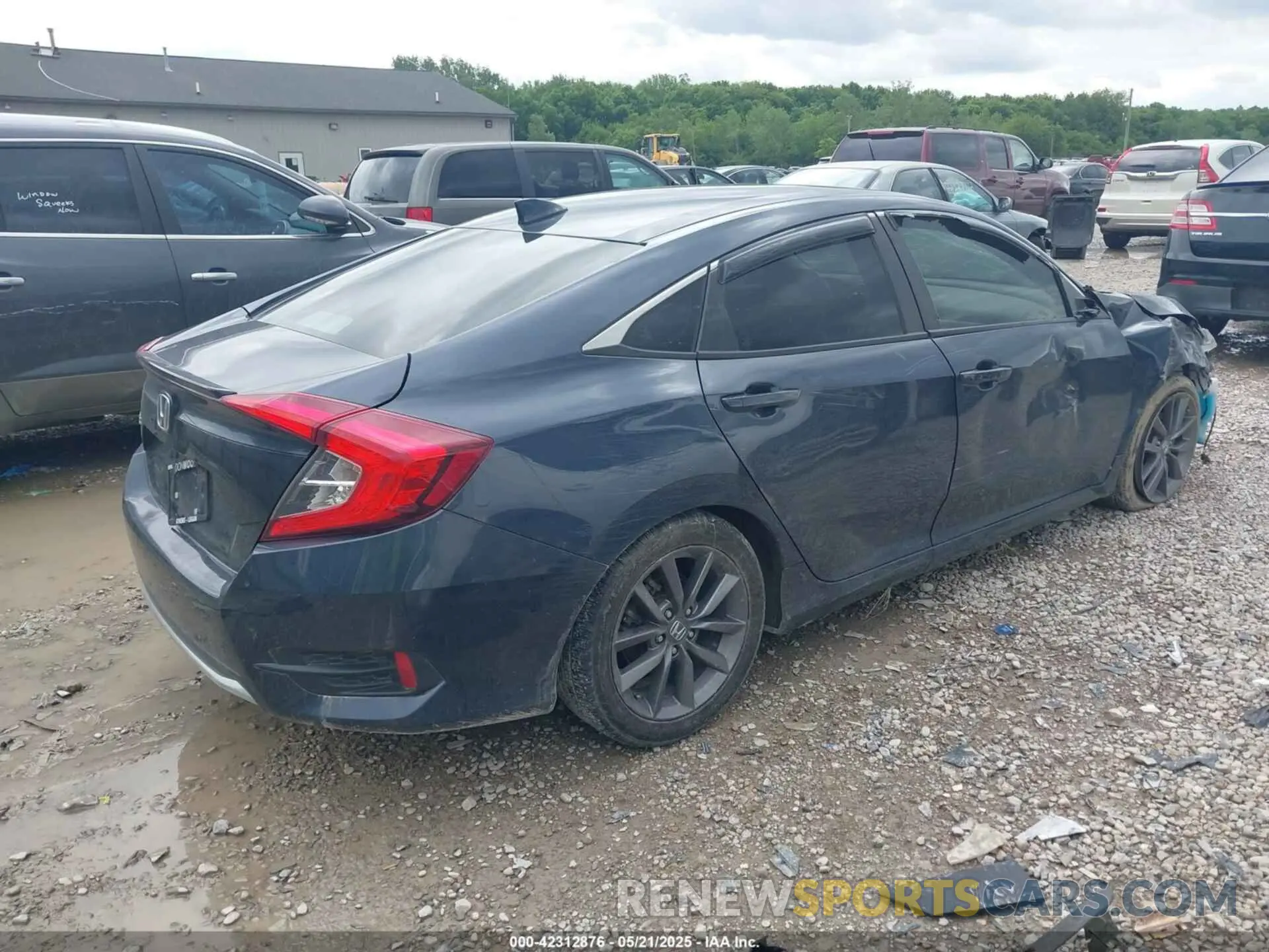 4 Photograph of a damaged car 19XFC1F32LE013448 HONDA CIVIC 2020