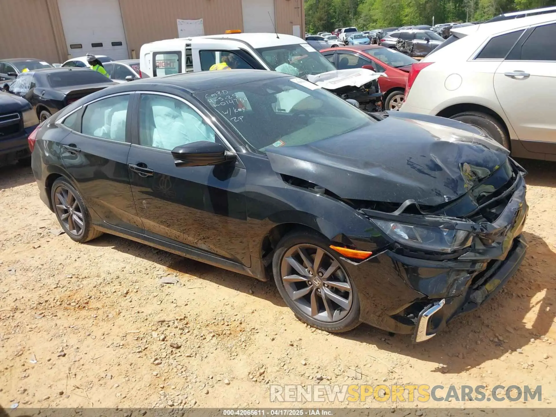 1 Photograph of a damaged car 19XFC1F32LE014759 HONDA CIVIC 2020