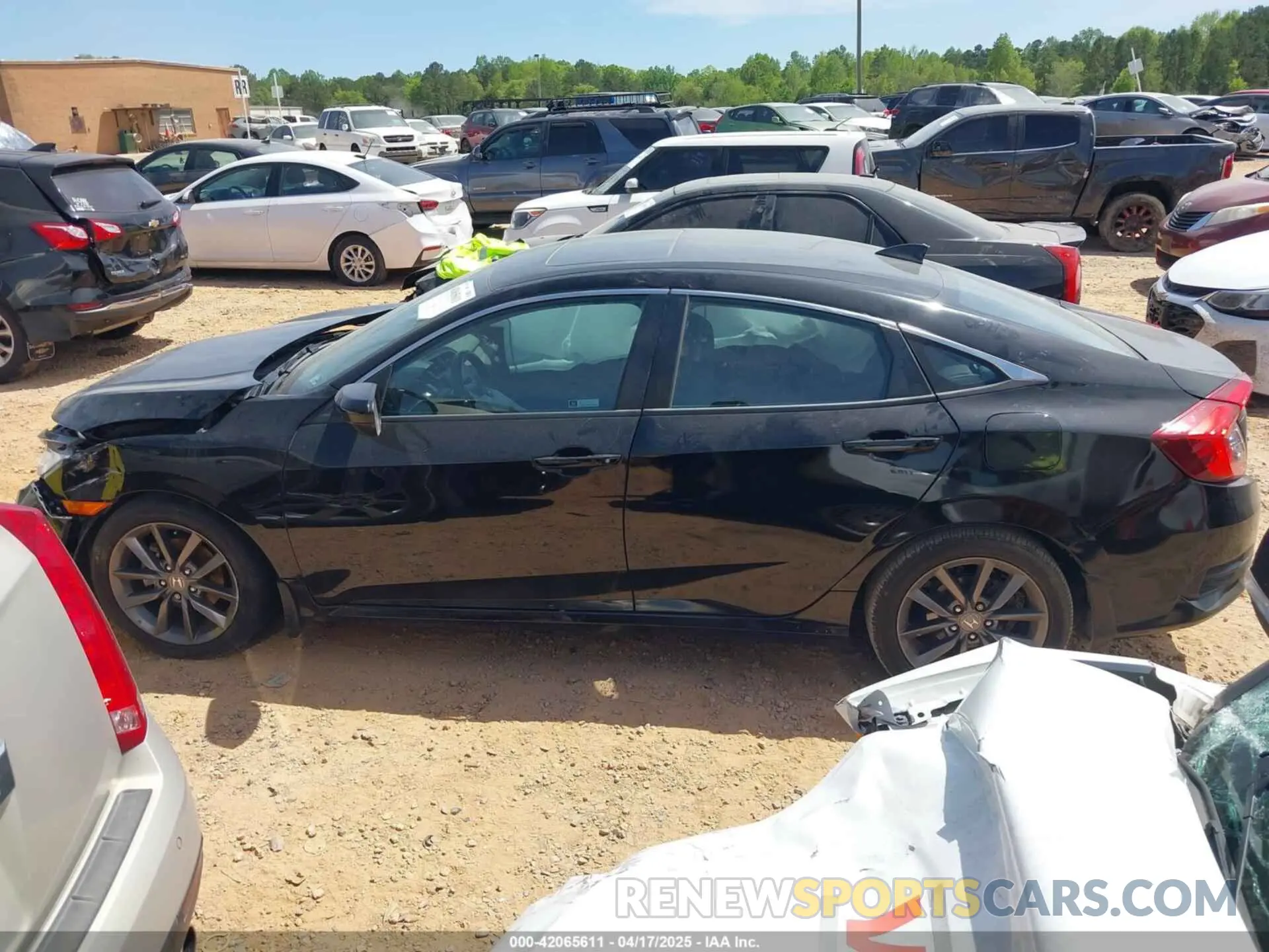 14 Photograph of a damaged car 19XFC1F32LE014759 HONDA CIVIC 2020