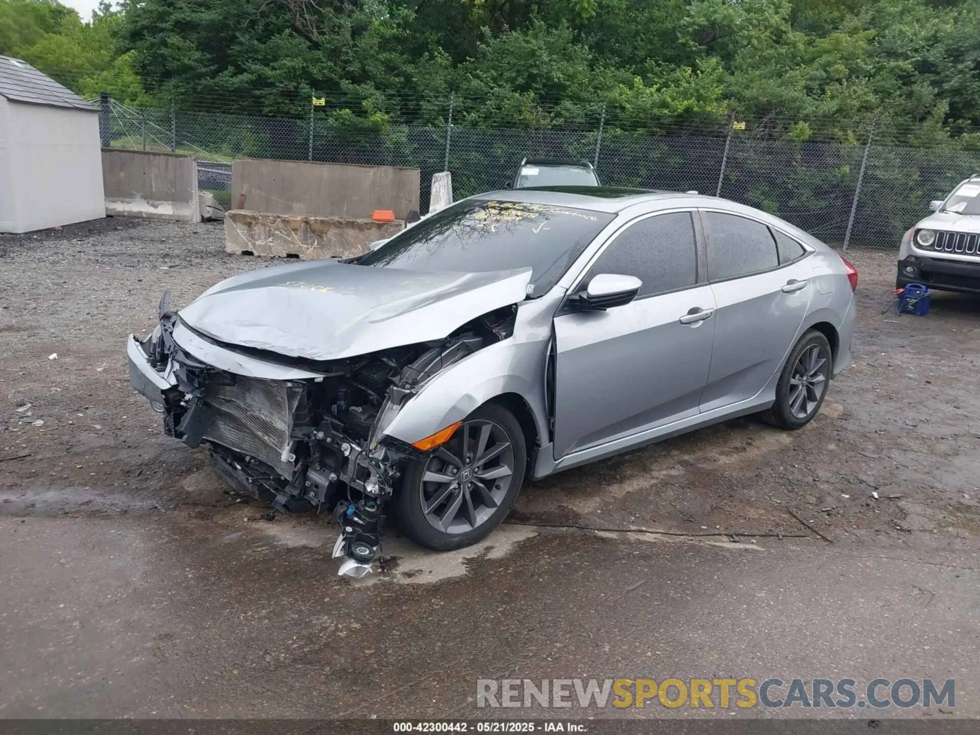 2 Photograph of a damaged car 19XFC1F32LE211009 HONDA CIVIC 2020