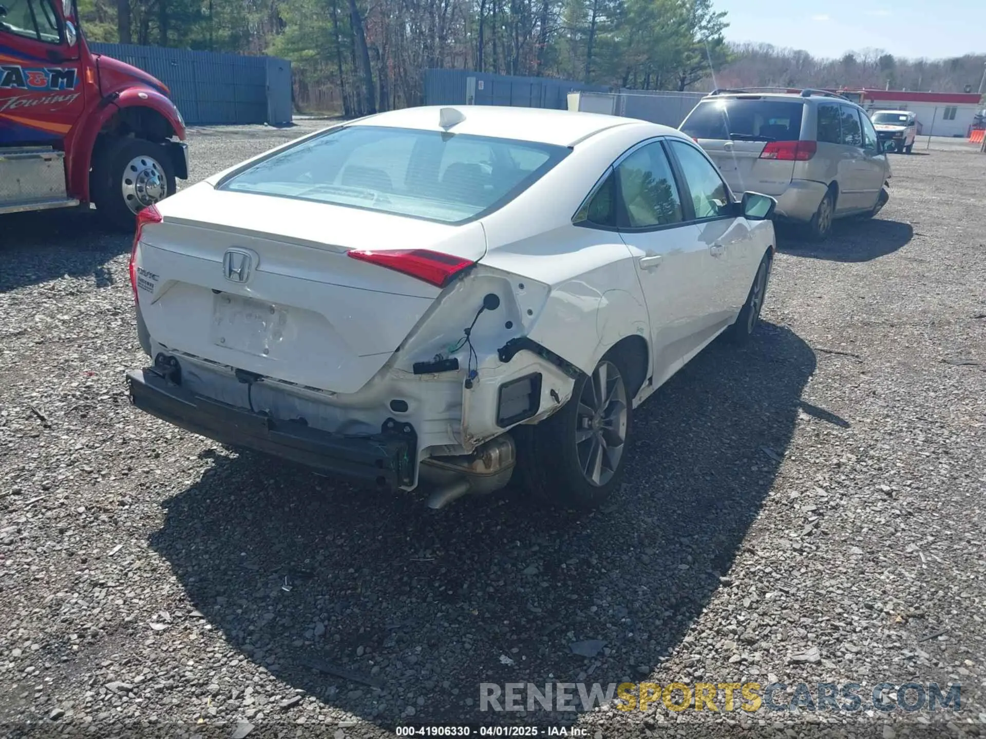 4 Photograph of a damaged car 19XFC1F32LE217912 HONDA CIVIC 2020