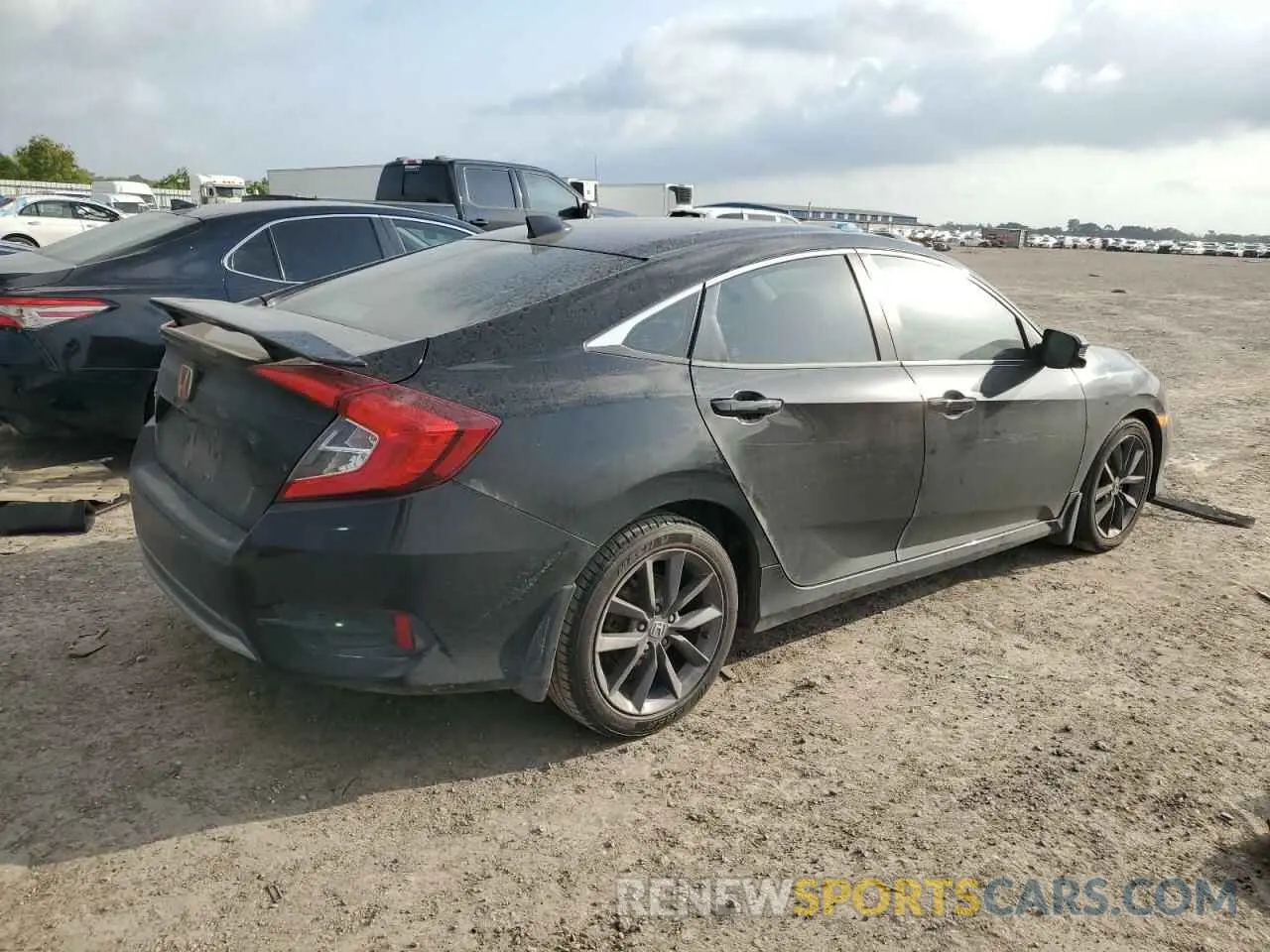 3 Photograph of a damaged car 19XFC1F33LE002118 HONDA CIVIC 2020