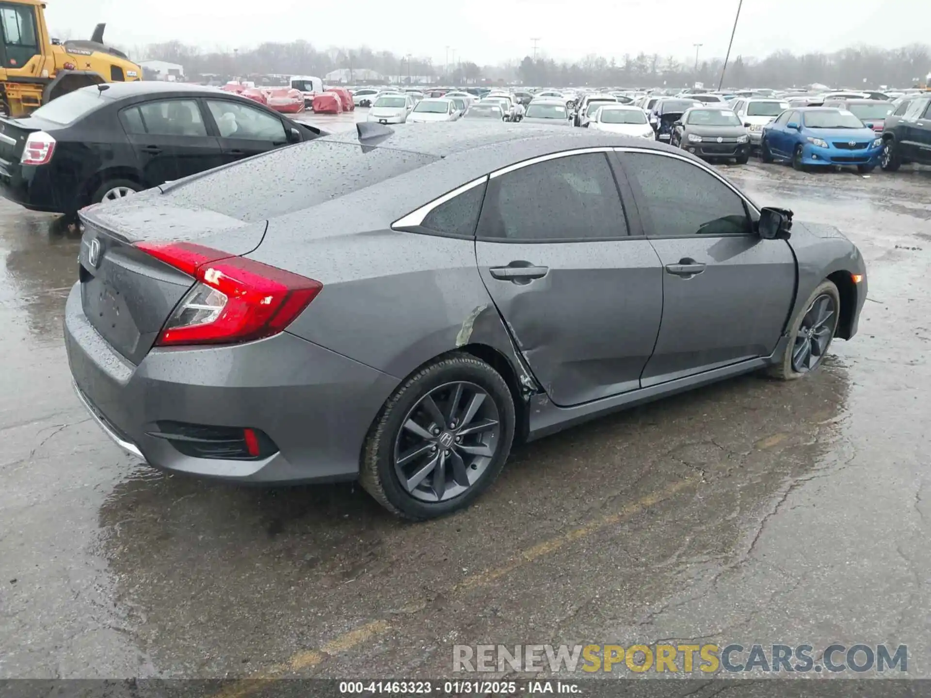 4 Photograph of a damaged car 19XFC1F33LE010106 HONDA CIVIC 2020