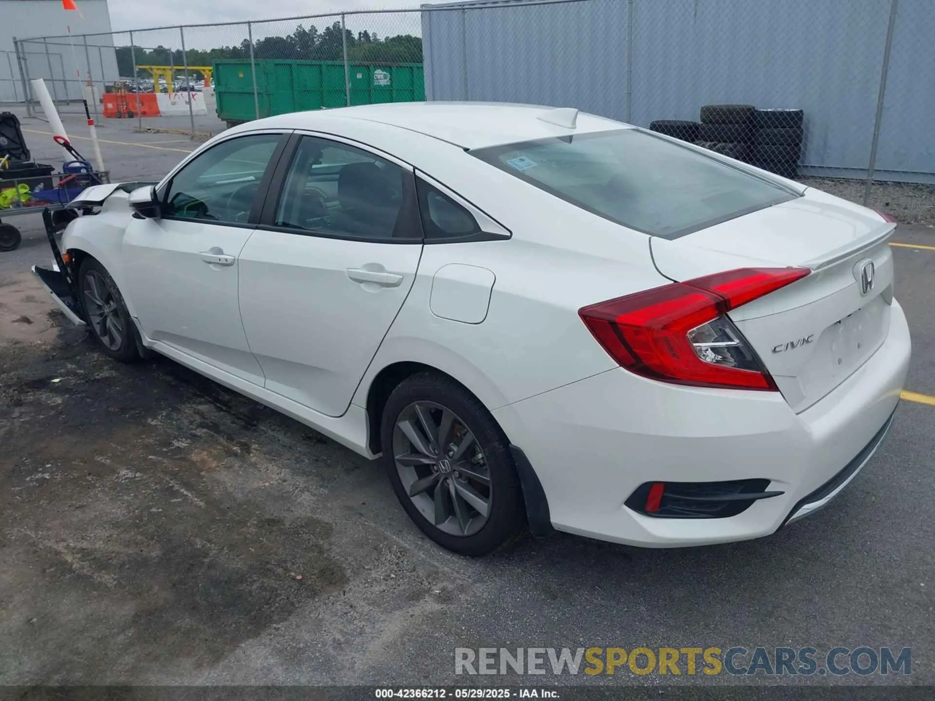 3 Photograph of a damaged car 19XFC1F33LE014933 HONDA CIVIC 2020
