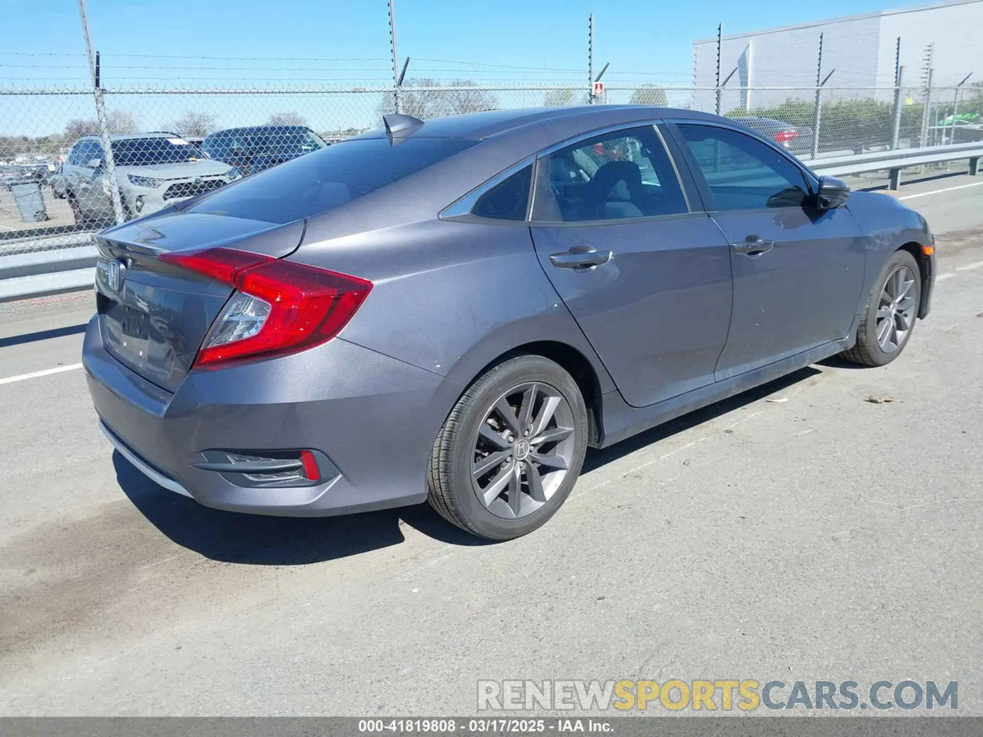 4 Photograph of a damaged car 19XFC1F33LE018853 HONDA CIVIC 2020