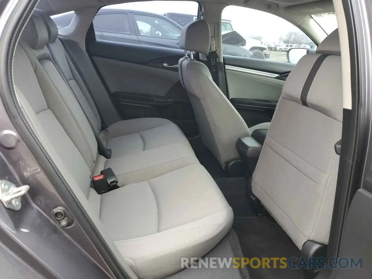 10 Photograph of a damaged car 19XFC1F33LE018920 HONDA CIVIC 2020