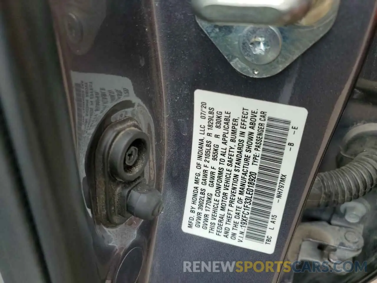 12 Photograph of a damaged car 19XFC1F33LE018920 HONDA CIVIC 2020