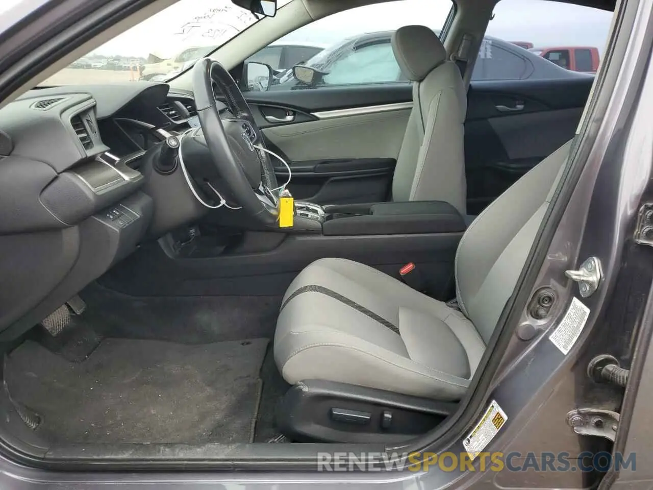 7 Photograph of a damaged car 19XFC1F33LE018920 HONDA CIVIC 2020