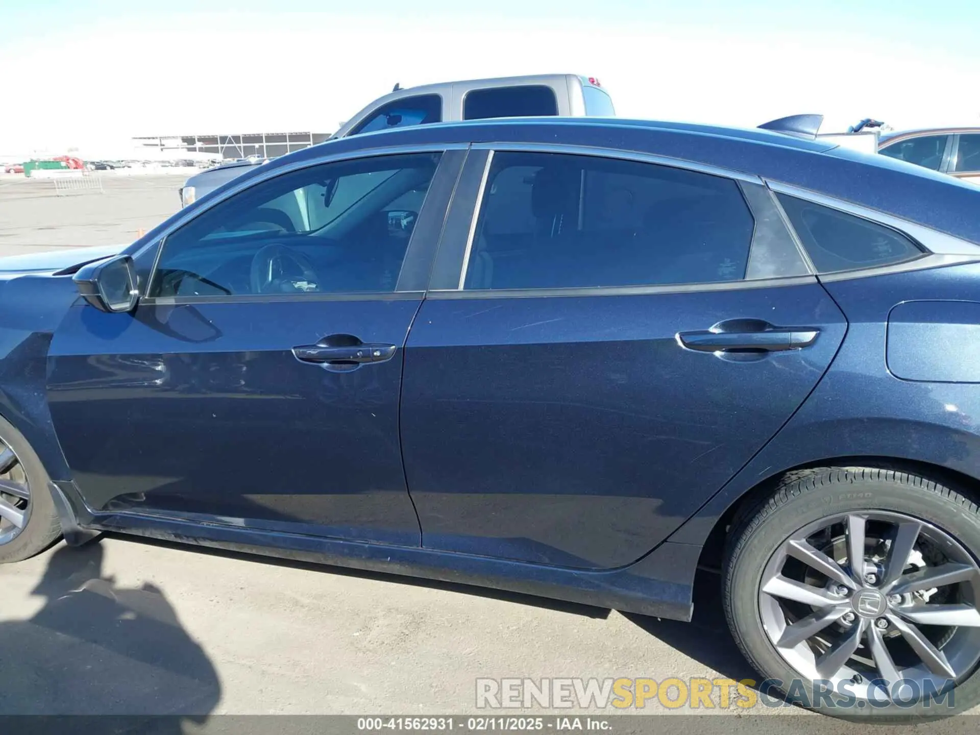 15 Photograph of a damaged car 19XFC1F33LE020280 HONDA CIVIC 2020
