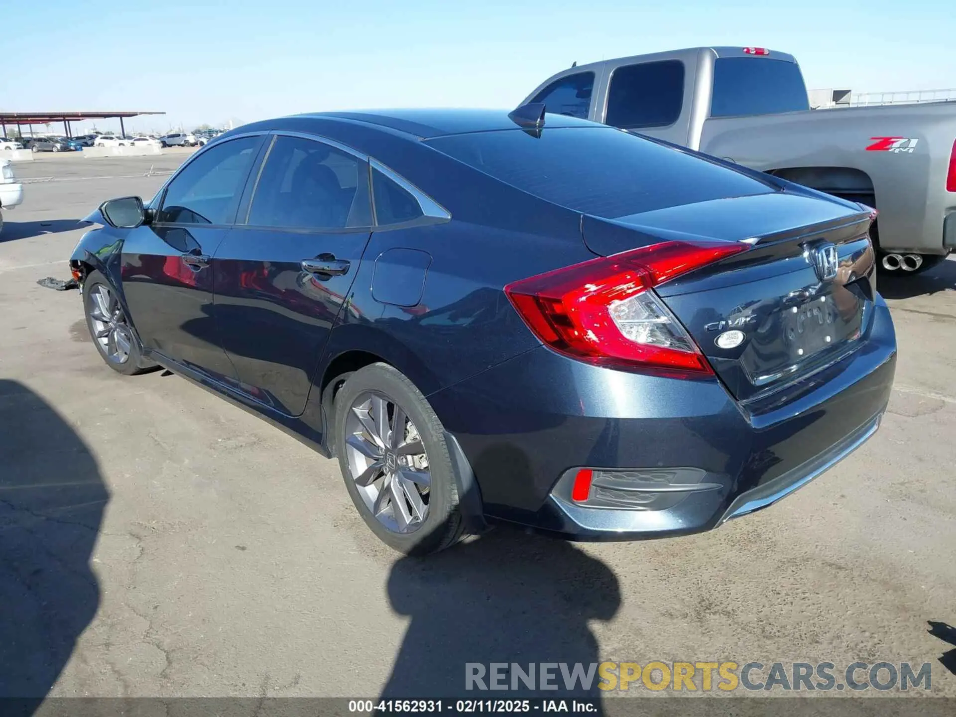 3 Photograph of a damaged car 19XFC1F33LE020280 HONDA CIVIC 2020