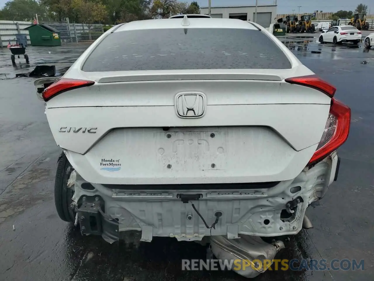 6 Photograph of a damaged car 19XFC1F33LE024409 HONDA CIVIC 2020