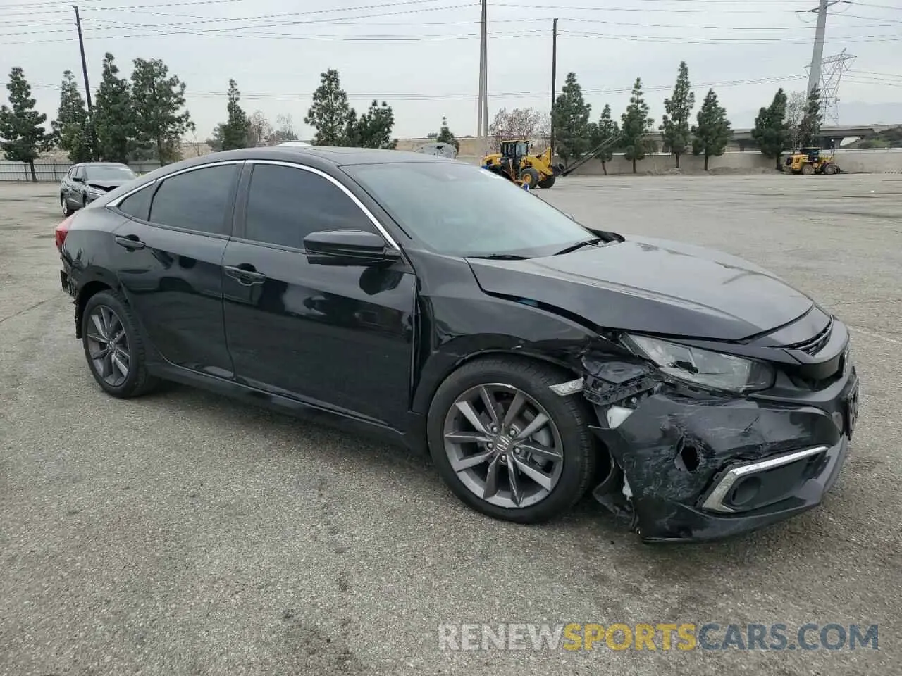 4 Photograph of a damaged car 19XFC1F33LE207731 HONDA CIVIC 2020