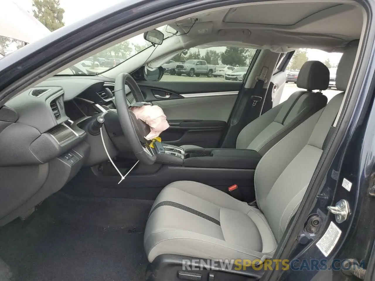 7 Photograph of a damaged car 19XFC1F33LE221547 HONDA CIVIC 2020