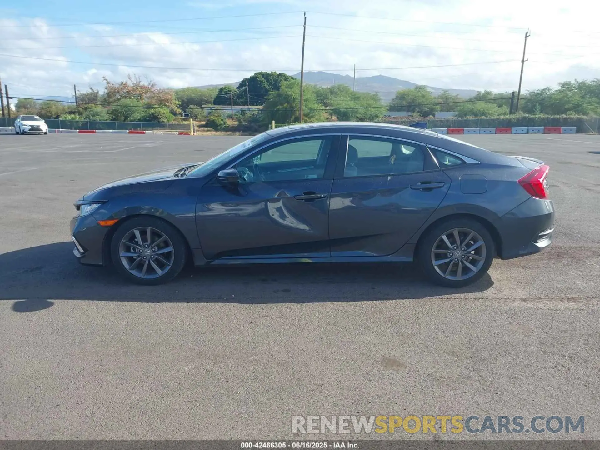 14 Photograph of a damaged car 19XFC1F34LE008249 HONDA CIVIC 2020
