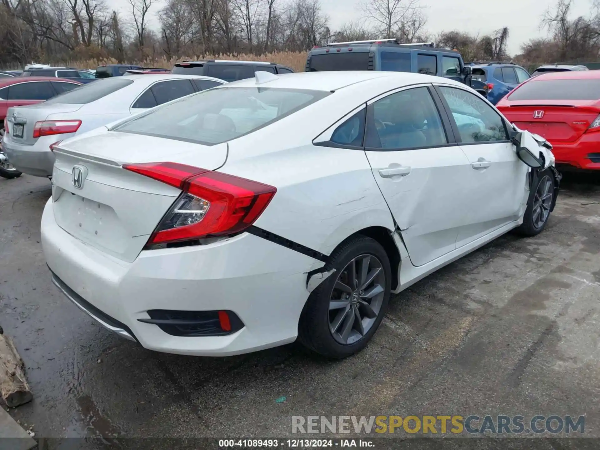 4 Photograph of a damaged car 19XFC1F34LE212310 HONDA CIVIC 2020