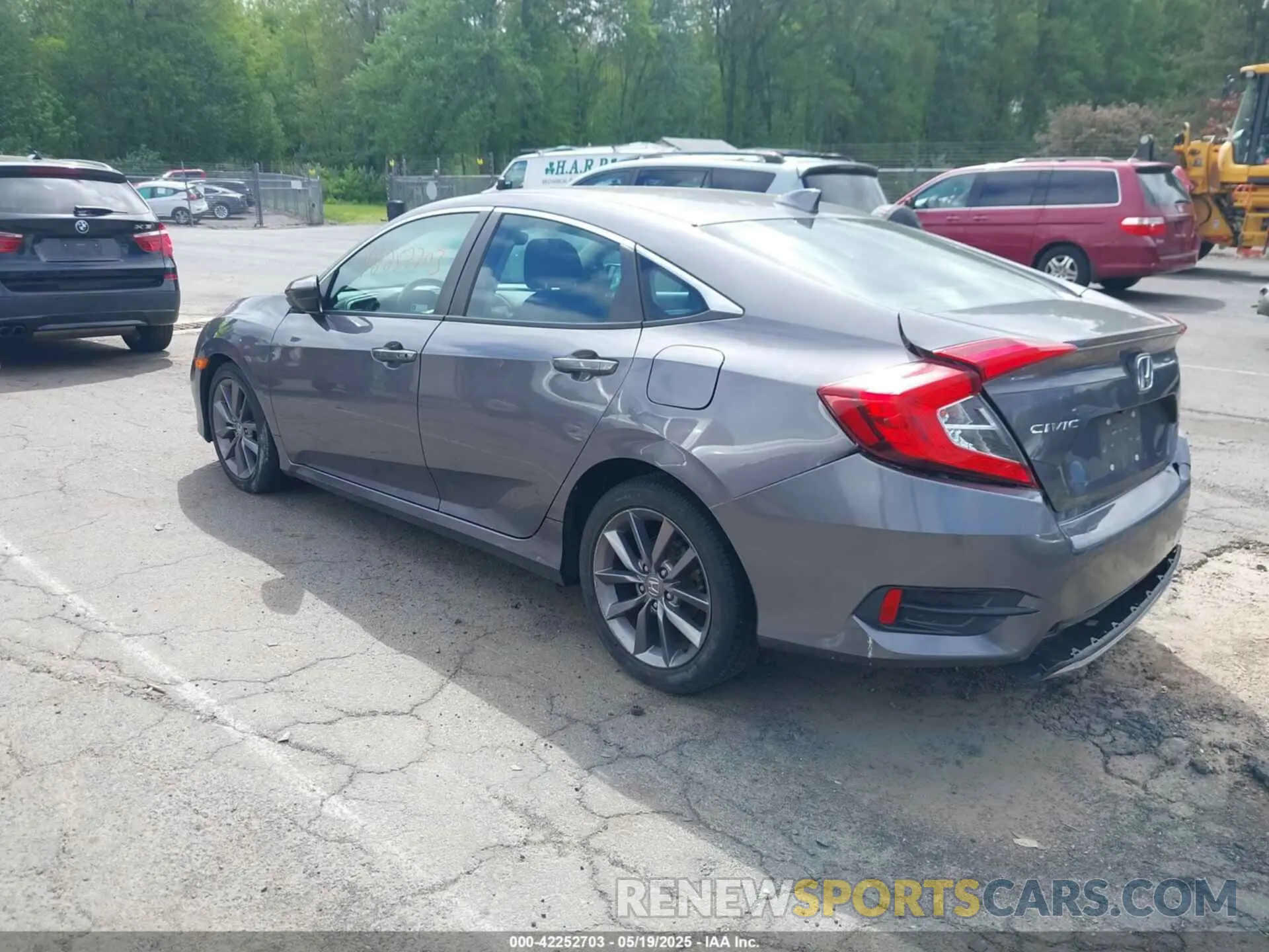 3 Photograph of a damaged car 19XFC1F34LE220973 HONDA CIVIC 2020