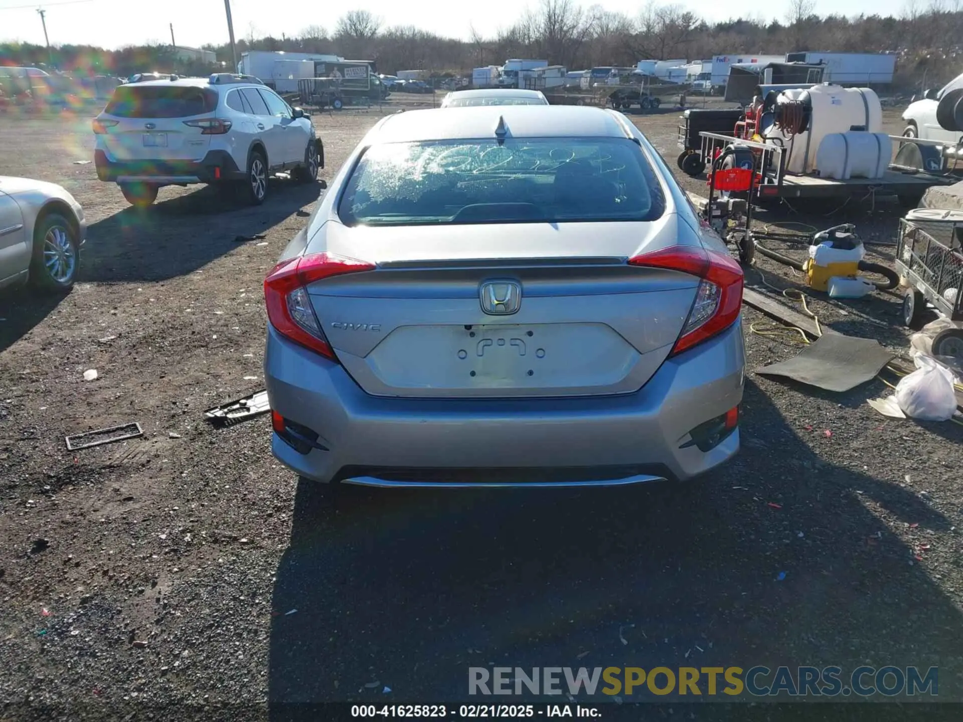 16 Photograph of a damaged car 19XFC1F35LE018532 HONDA CIVIC 2020