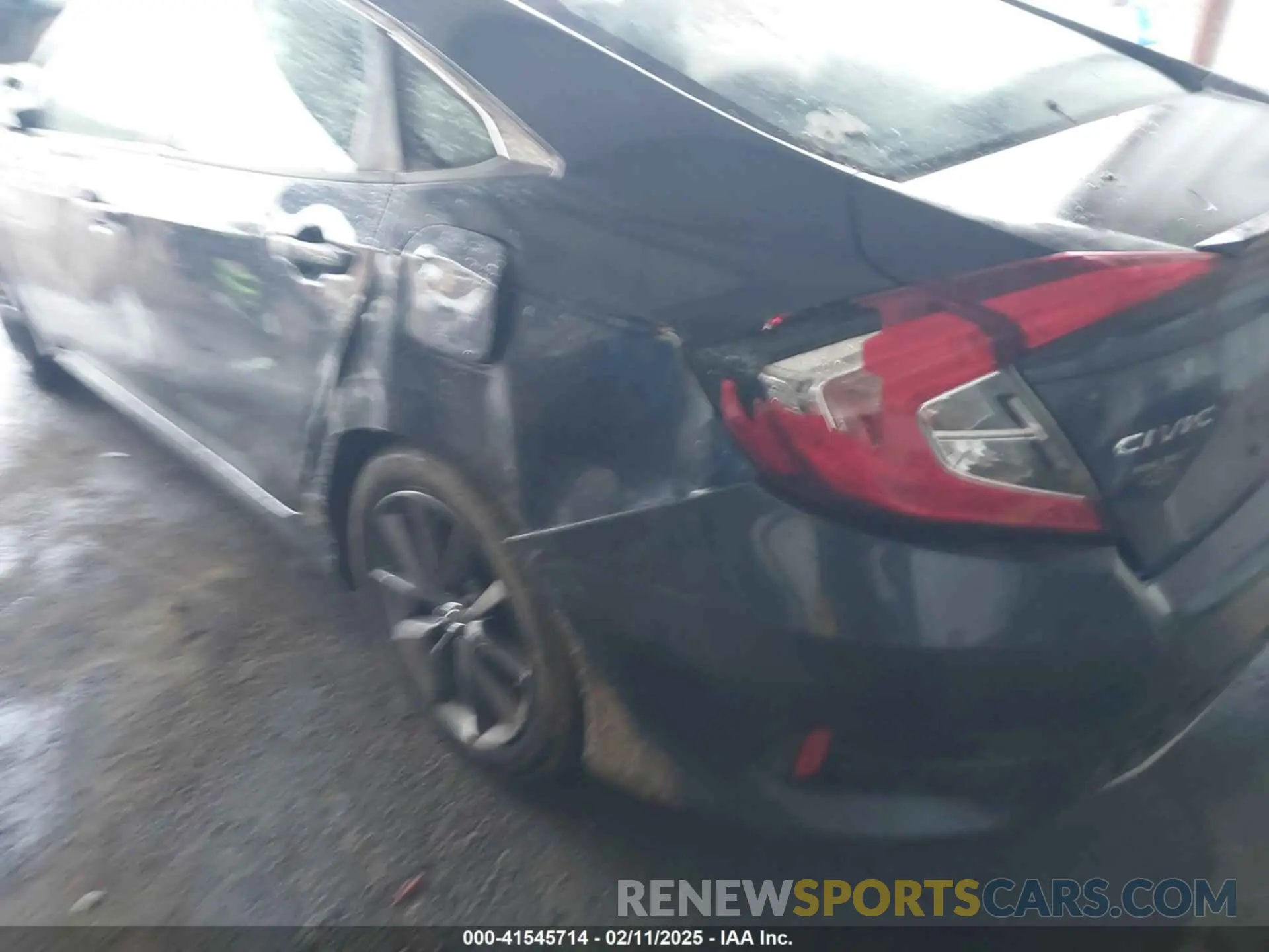 21 Photograph of a damaged car 19XFC1F36LE019124 HONDA CIVIC 2020